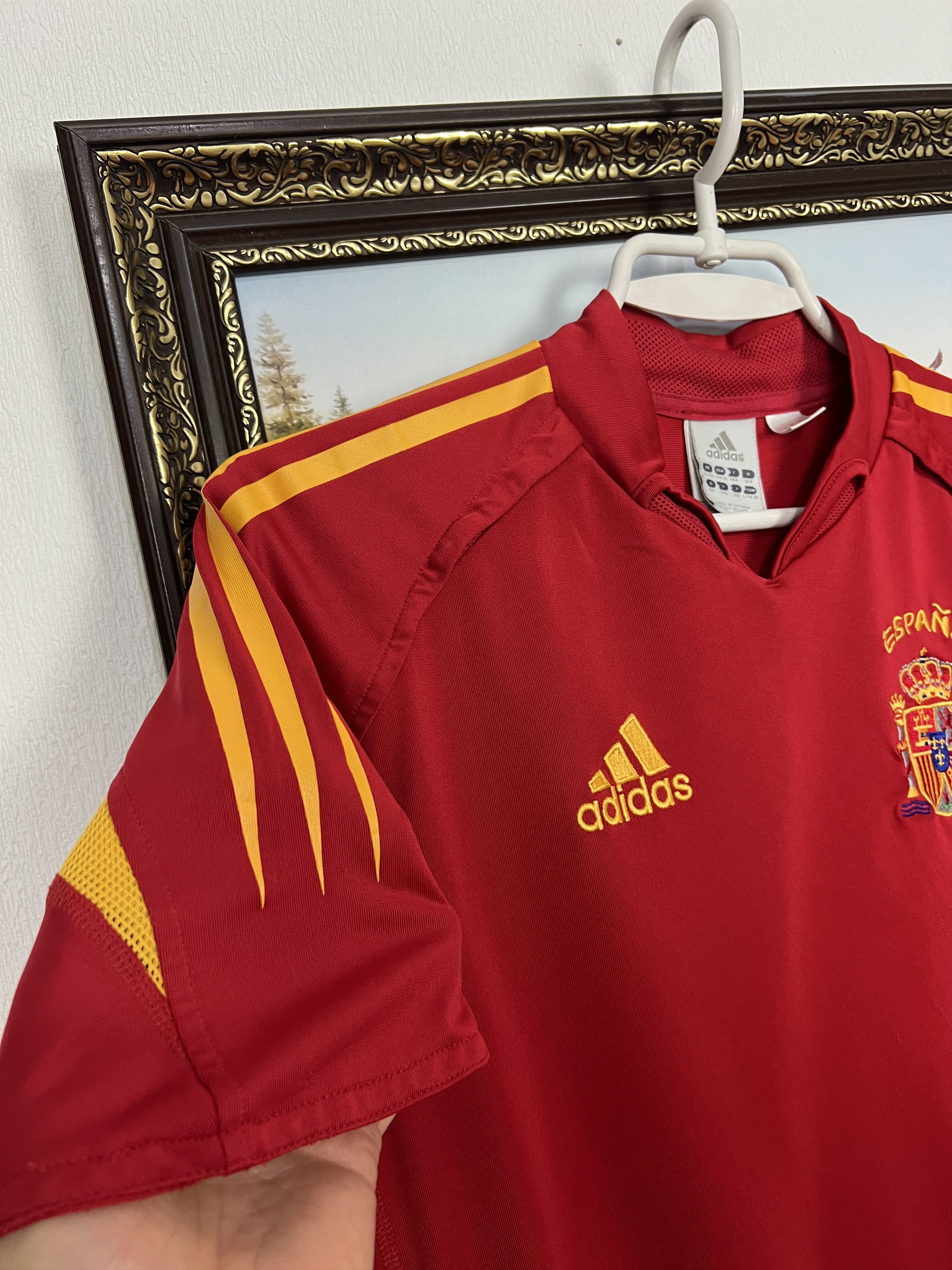 Adidas Spain football shirt 2003 Soccer Jersey Trikot Camiseta Boys Size US L / EU 52-54 / 3 - 5 Thumbnail