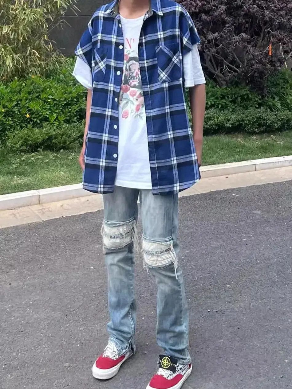 Japanese Brand Retro loose fitting straight leg distressed jeans Size US 32 / EU 48 - 2 Thumbnail