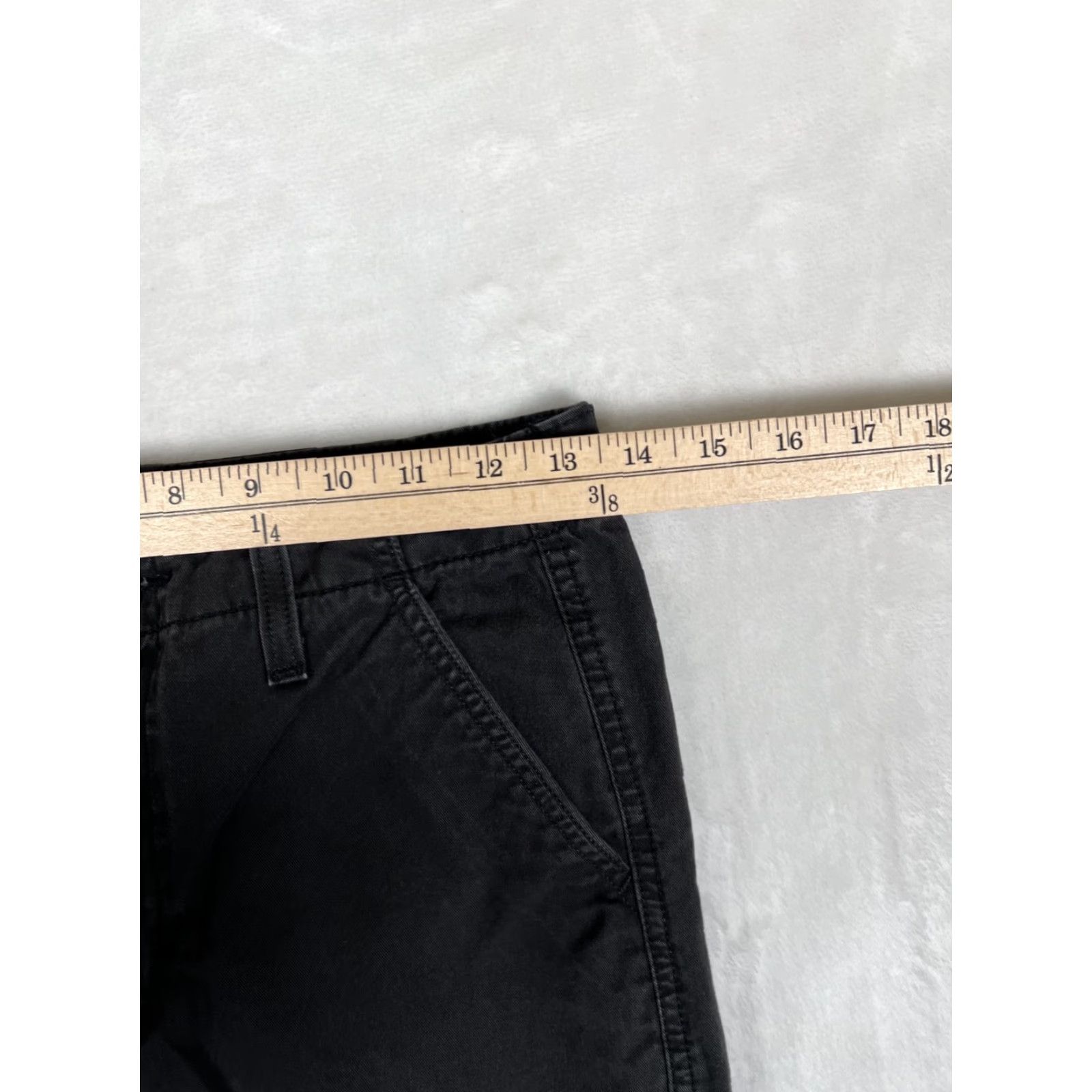 Levi's Levi's Women's '94 Baggy Wide Leg Cargo Black Pants Size 24 Size 42" / US 20 - 4 Thumbnail