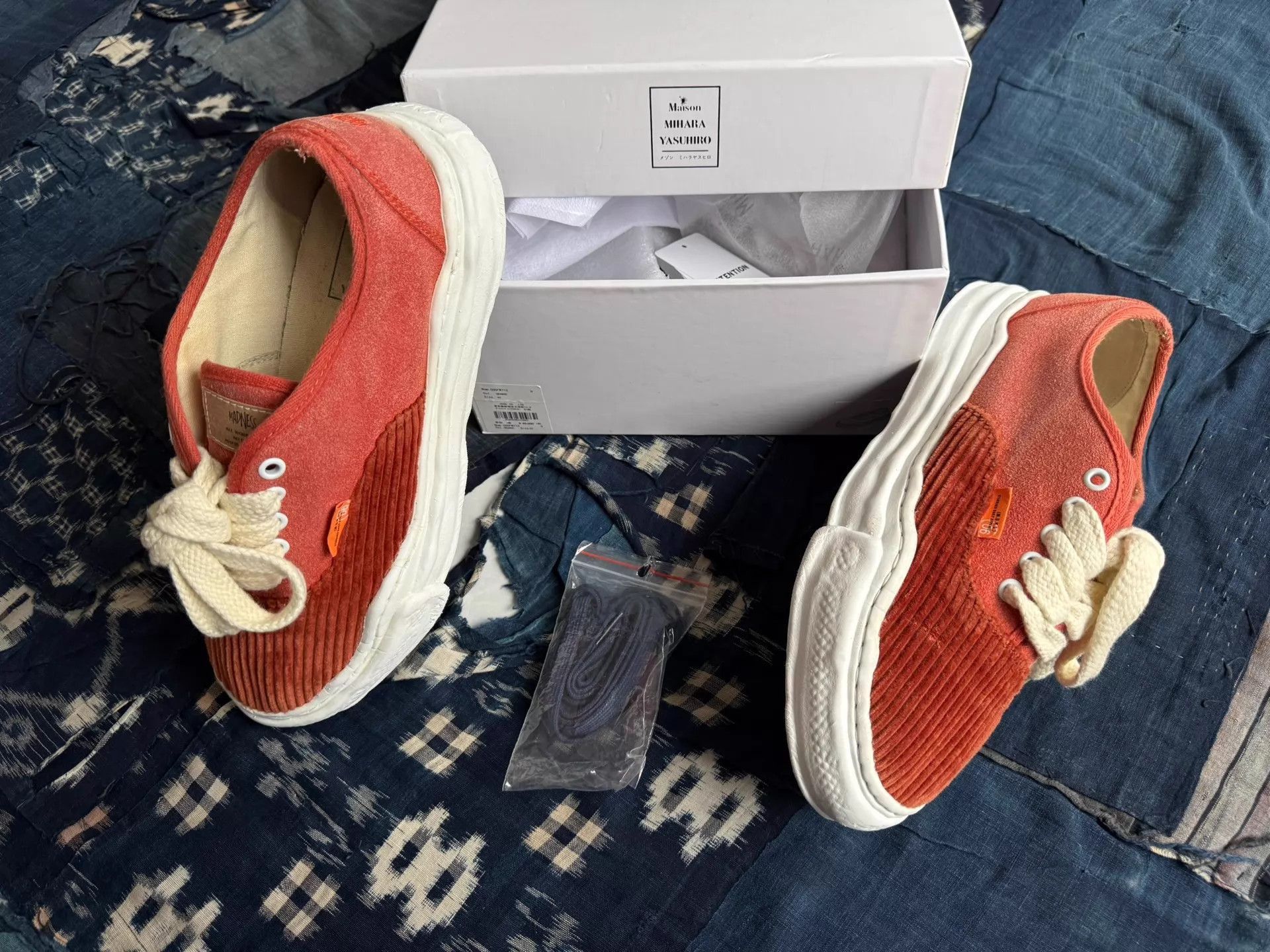Madness Orange Low-Top Sneakers Size 9 Size US 9 / EU 42 - 1 Thumbnail
