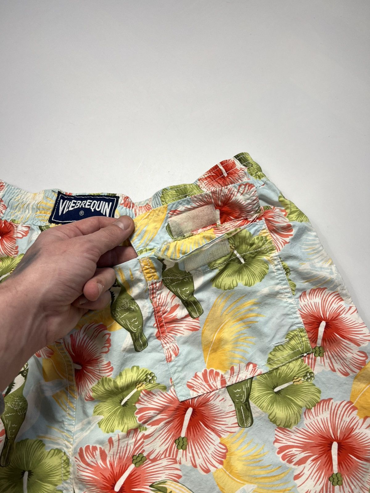 Vilebrequin Vintage Vilebrequin Flower Print Swim Hawaii Shorts Size US 34 / EU 50 - 11 Thumbnail