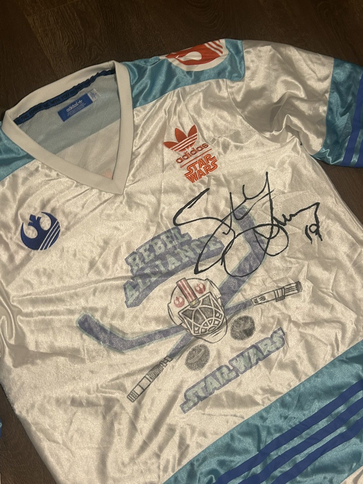 Adidas × Star Wars RARE Adidas x Star Wars - SIGNED by NHL Legend Steve Yzerman Size US XXL / EU 58 / 5 - 2 Thumbnail