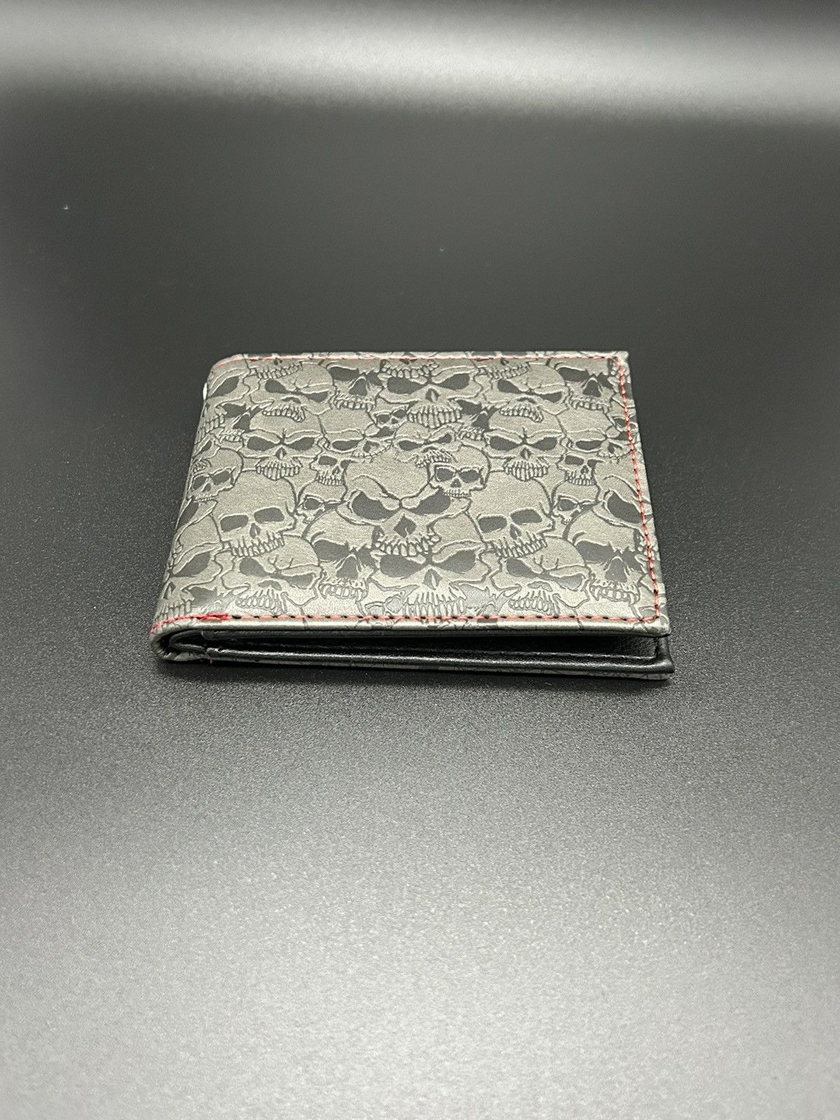 Japanese Brand × Vintage O25 - Engraved Skull Wallet Size ONE SIZE - 5 Thumbnail