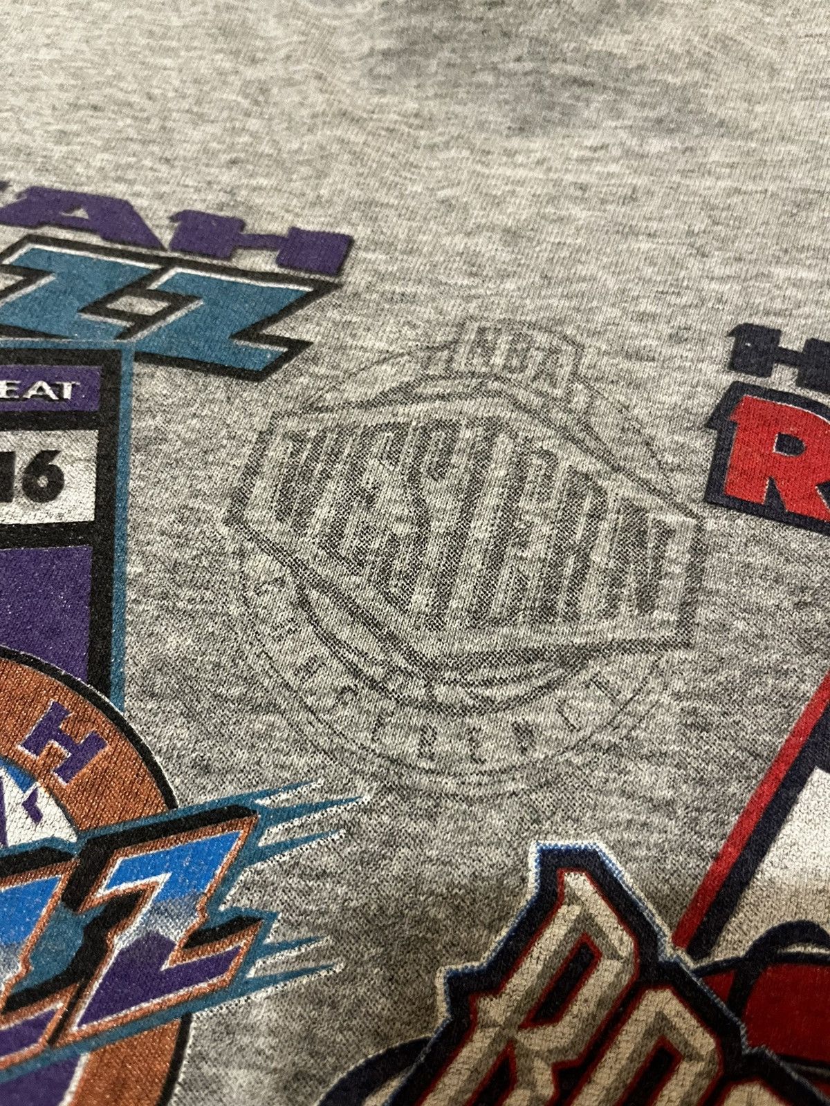 NBA 1997 NBA Jazz v. Rockets Playoffs T-Shirt Size US L / EU 52-54 / 3 - 4 Thumbnail