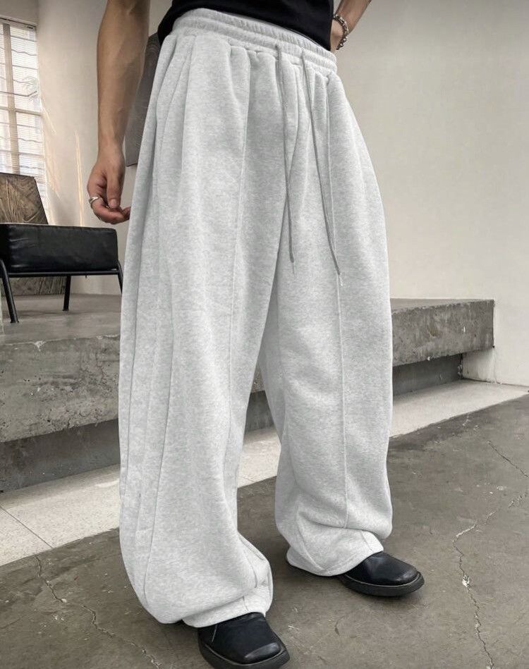 Japanese Brand Baggy Sweatpants - Retro Style Sportswear Fit Size US 33 - 4 Thumbnail