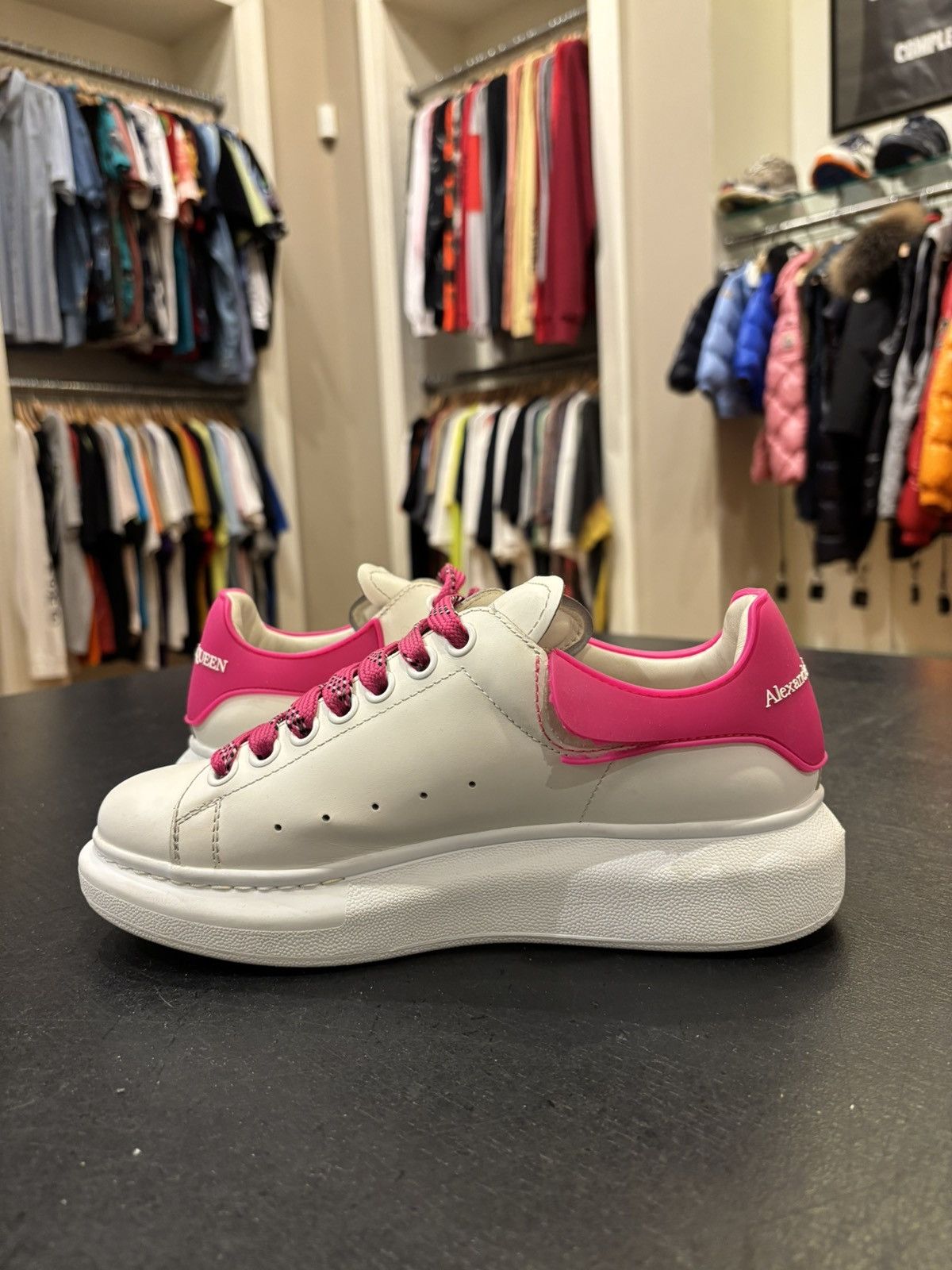 Alexander McQueen Alexander McQueen Pink Silicone Oversized Sneaker Size US 5 / EU 37 - 4 Thumbnail