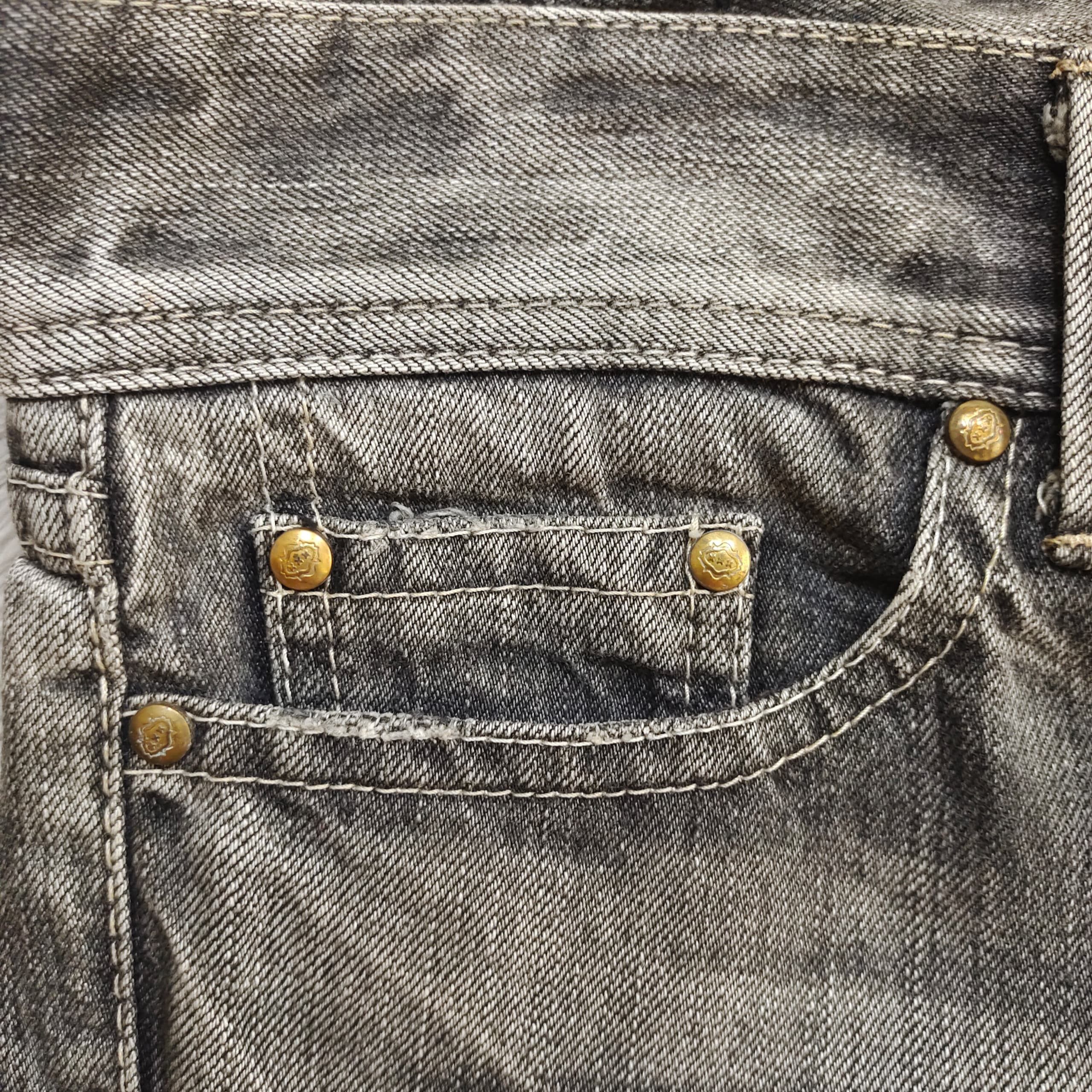 Vanquish Vintage Vanquish Gold Black Distressed Slim-Fit Jeans Size US 34 / EU 50 - 5 Thumbnail