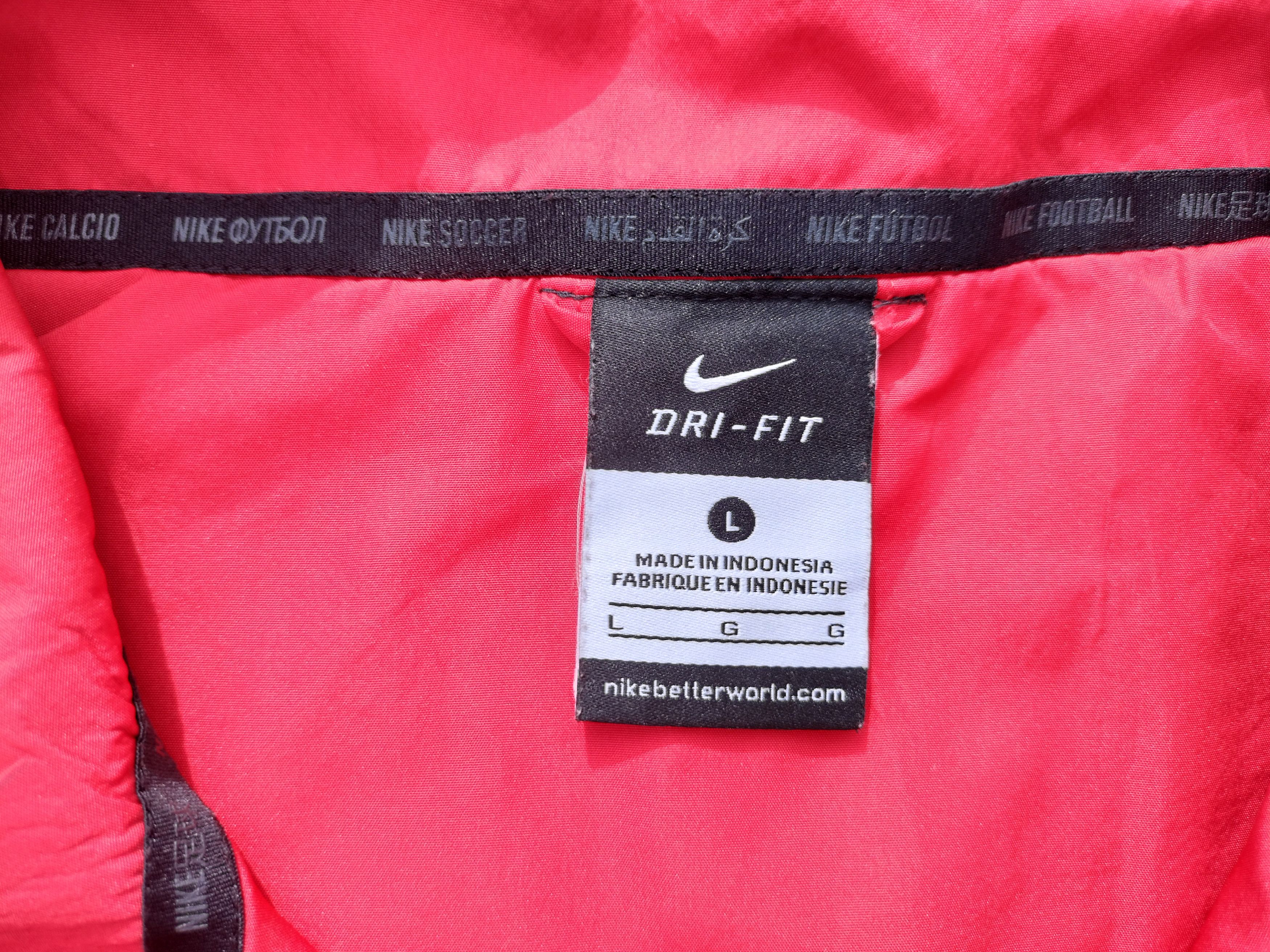 Nike Nike dri-fit football. Size US L / EU 52-54 / 3 - 6 Thumbnail