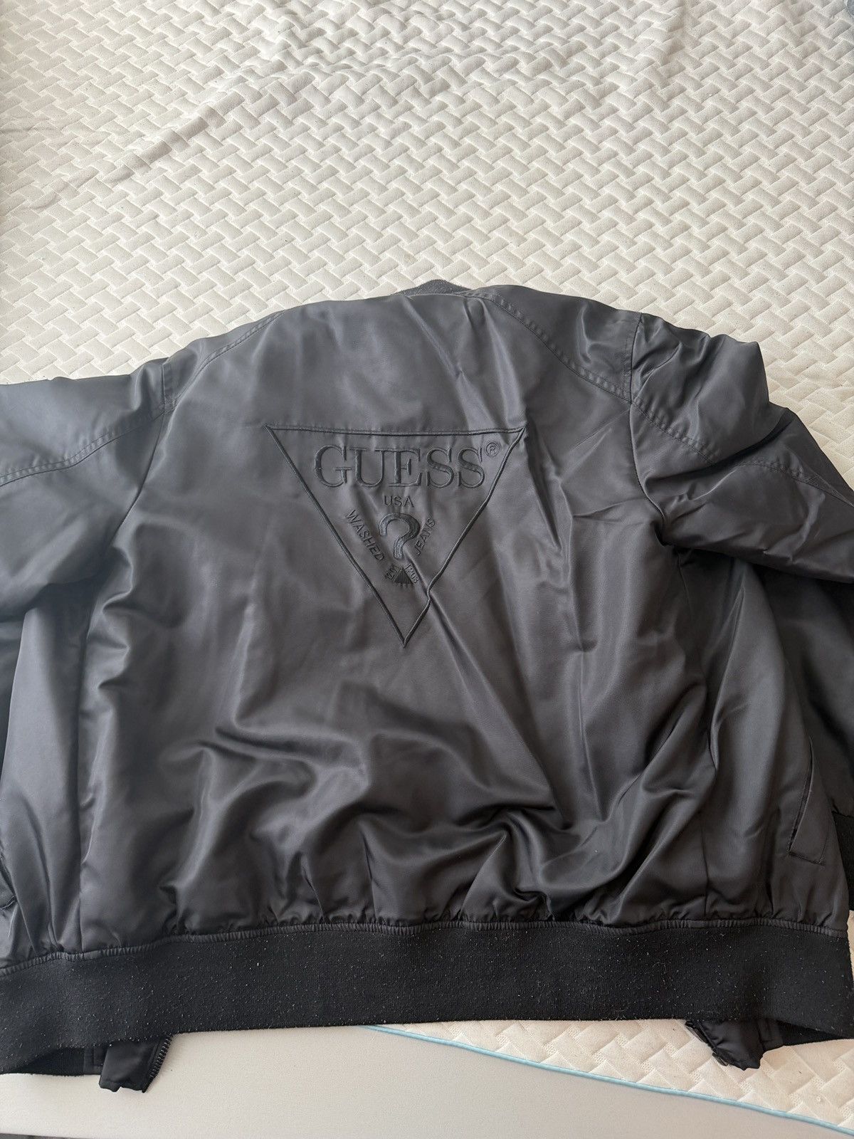 Guess Guess Bomber Size US L / EU 52-54 / 3 - 4 Thumbnail