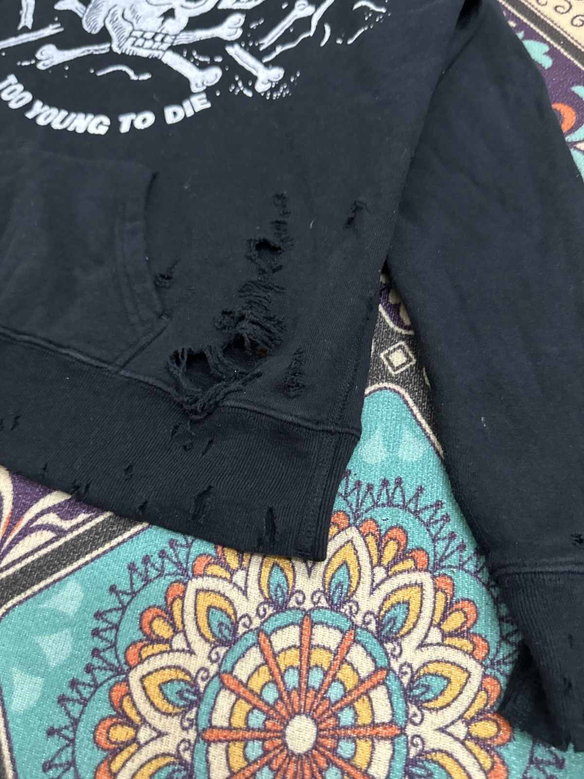 Japanese Brand RNA Japanese “Too Fast To Live Too Young To Die” Distressed Size US M / EU 48-50 / 2 - 4 Thumbnail