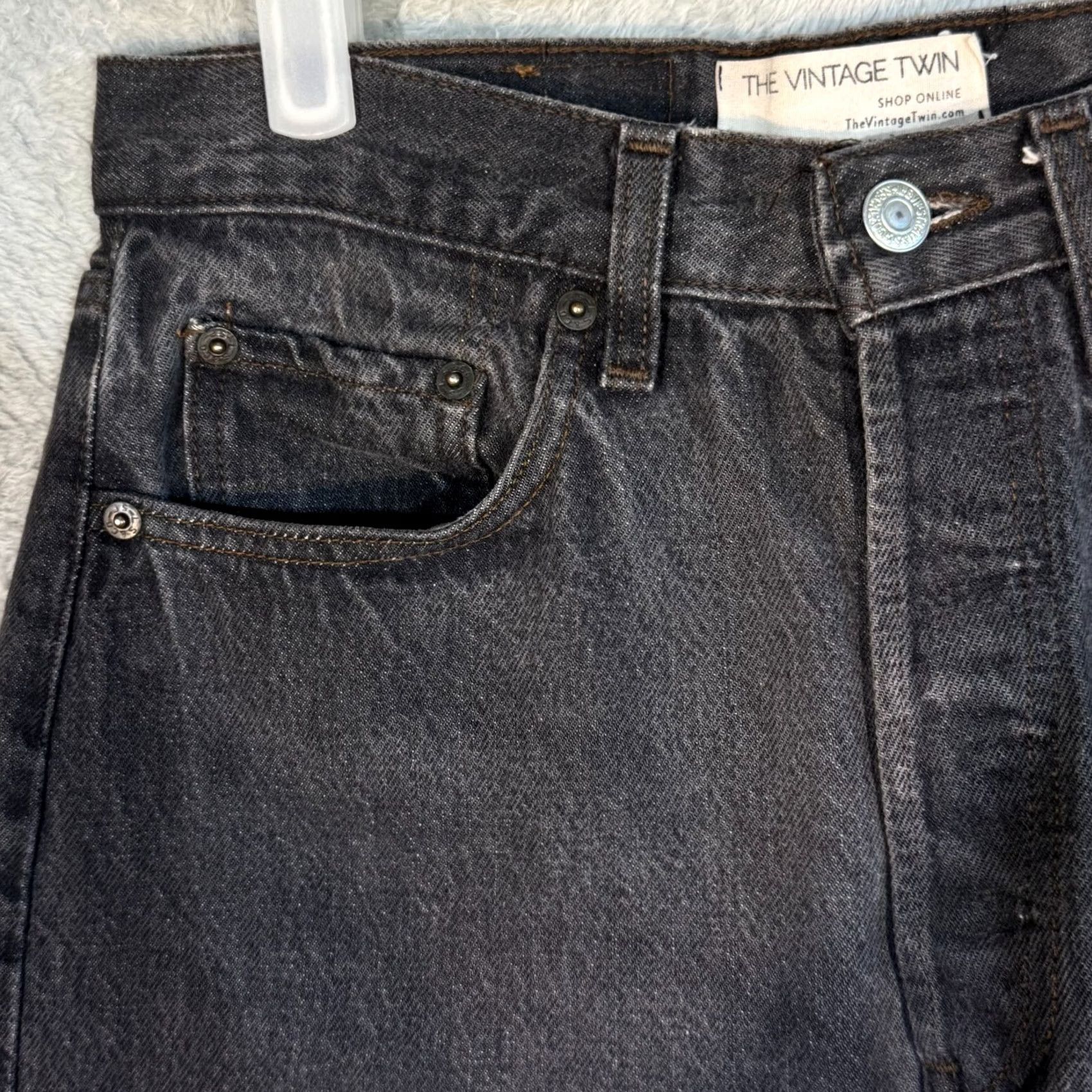Levi's VINTAGE Levi’s 501 Jeans Men’s 31 x 30 Black Denim Button Fly Straight Leg Size US 31 - 3 Thumbnail
