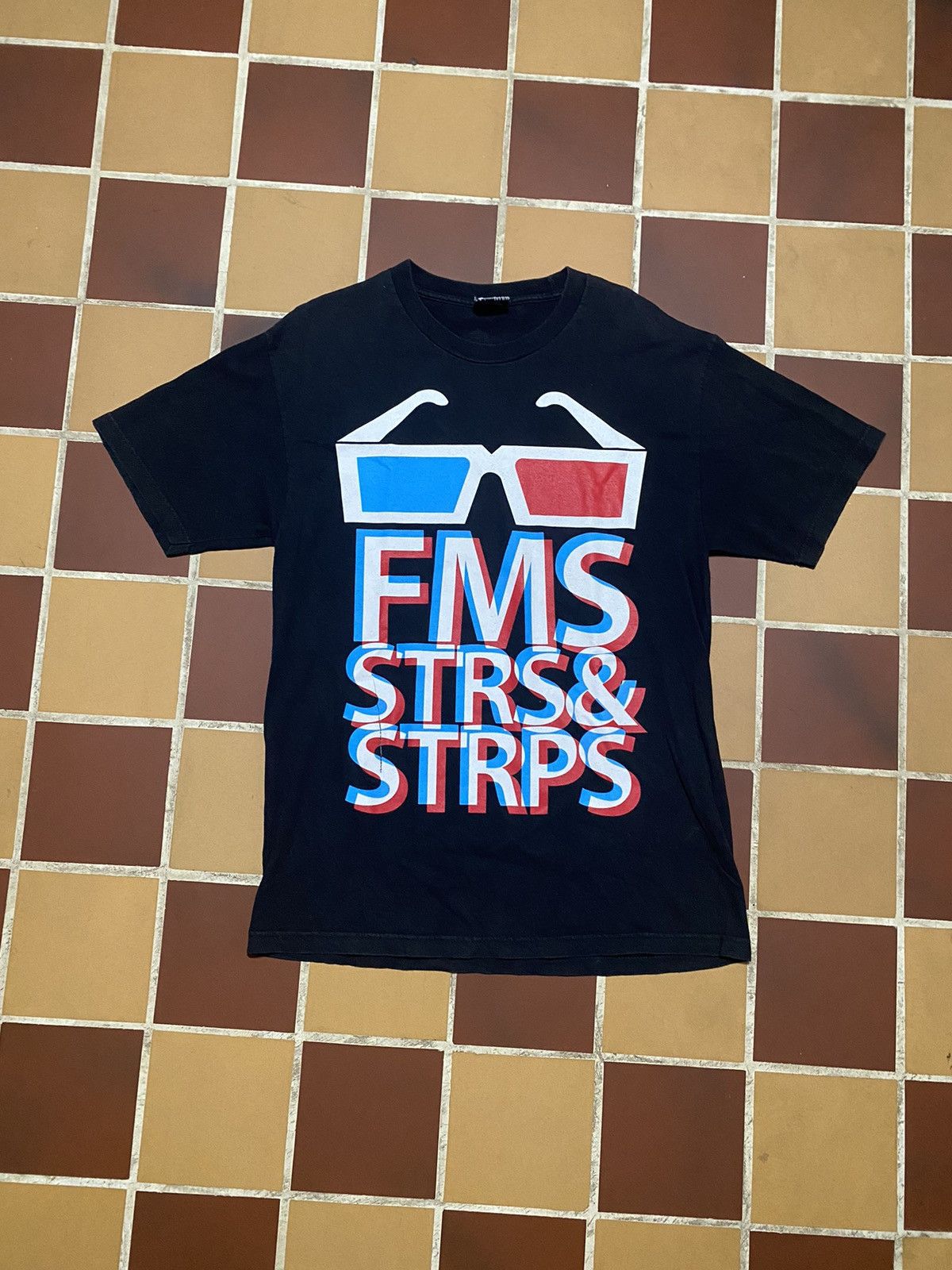 Famous Stars And Straps Vintage Y2K Famous Stars And Strips 3D Glasses Shirt Size US L / EU 52-54 / 3 - 1 Thumbnail