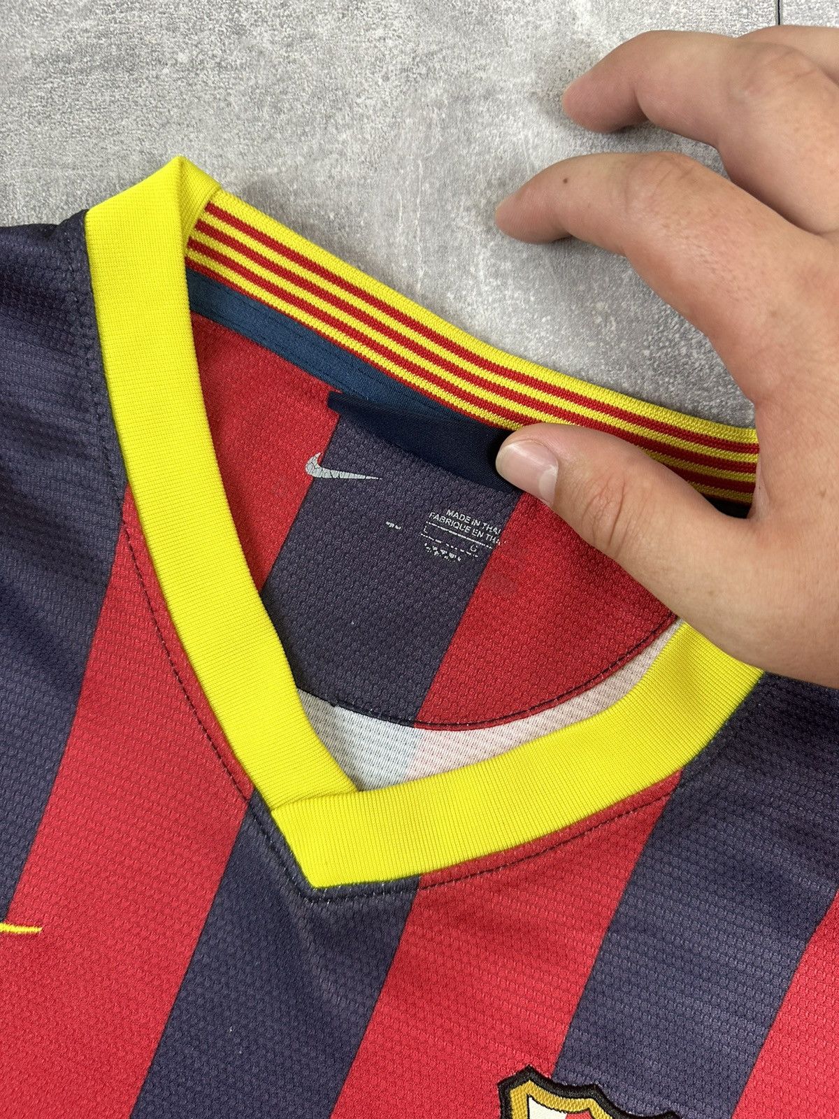 Nike Nike Barcelona FC Soccer Jersey Vintage Size US L / EU 52-54 / 3 - 13 Thumbnail