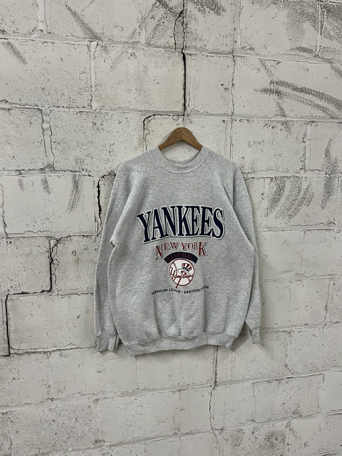 New York Yankees Vintage NY Yankees 90s crewneck streetwear hype sports boxy Size US XL / EU 56 / 4 - 2 Thumbnail