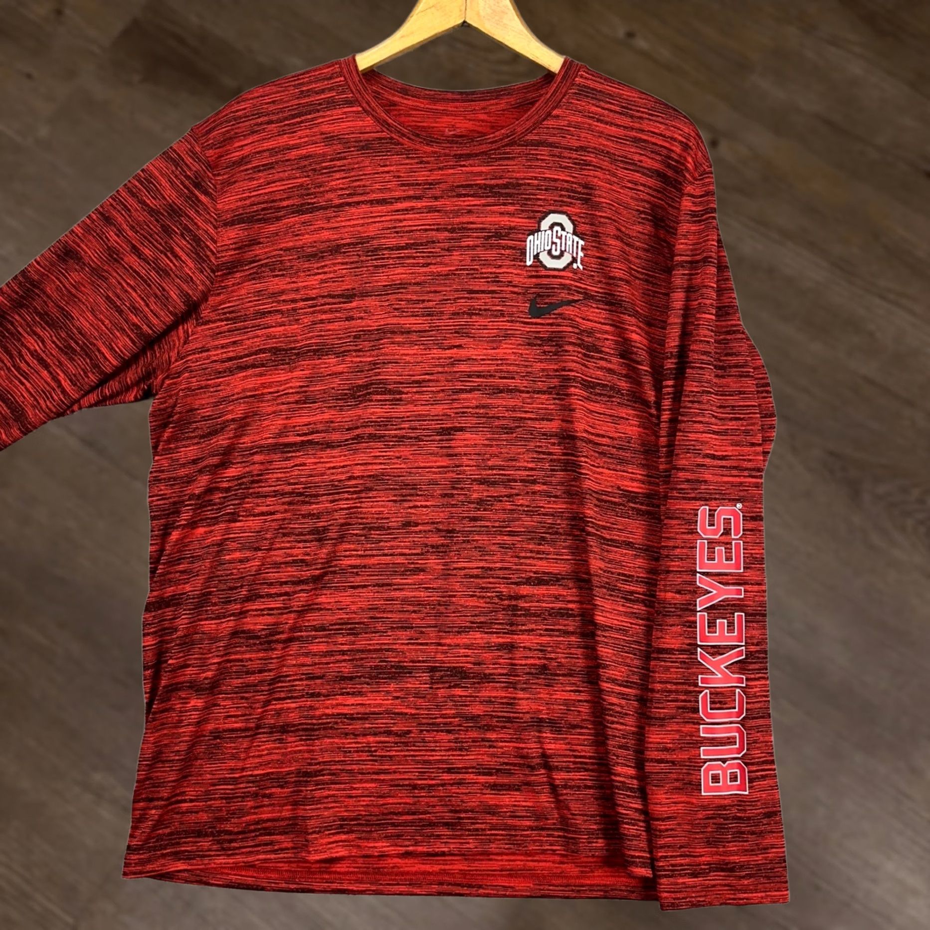 Nike Nike Ohio State Buckeyes Mens Long Sleeve T-Shirt XL Red Black Logo Crewneck Tee Size US XL / EU 56 / 4 - 1 Thumbnail