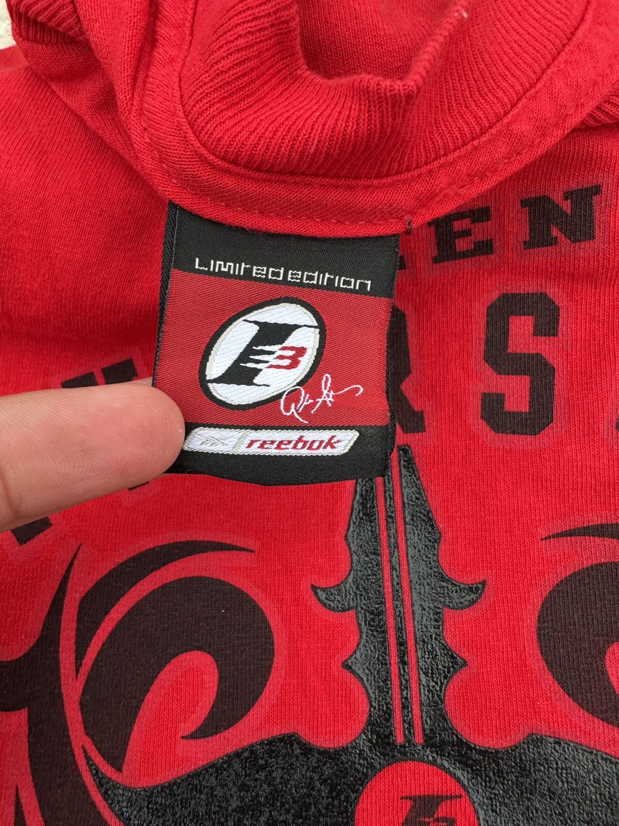 Other Vintage Allen Iverson MVP 2001 Long Sleeve Tee Shirt Size US XXL / EU 58 / 5 - 5 Thumbnail