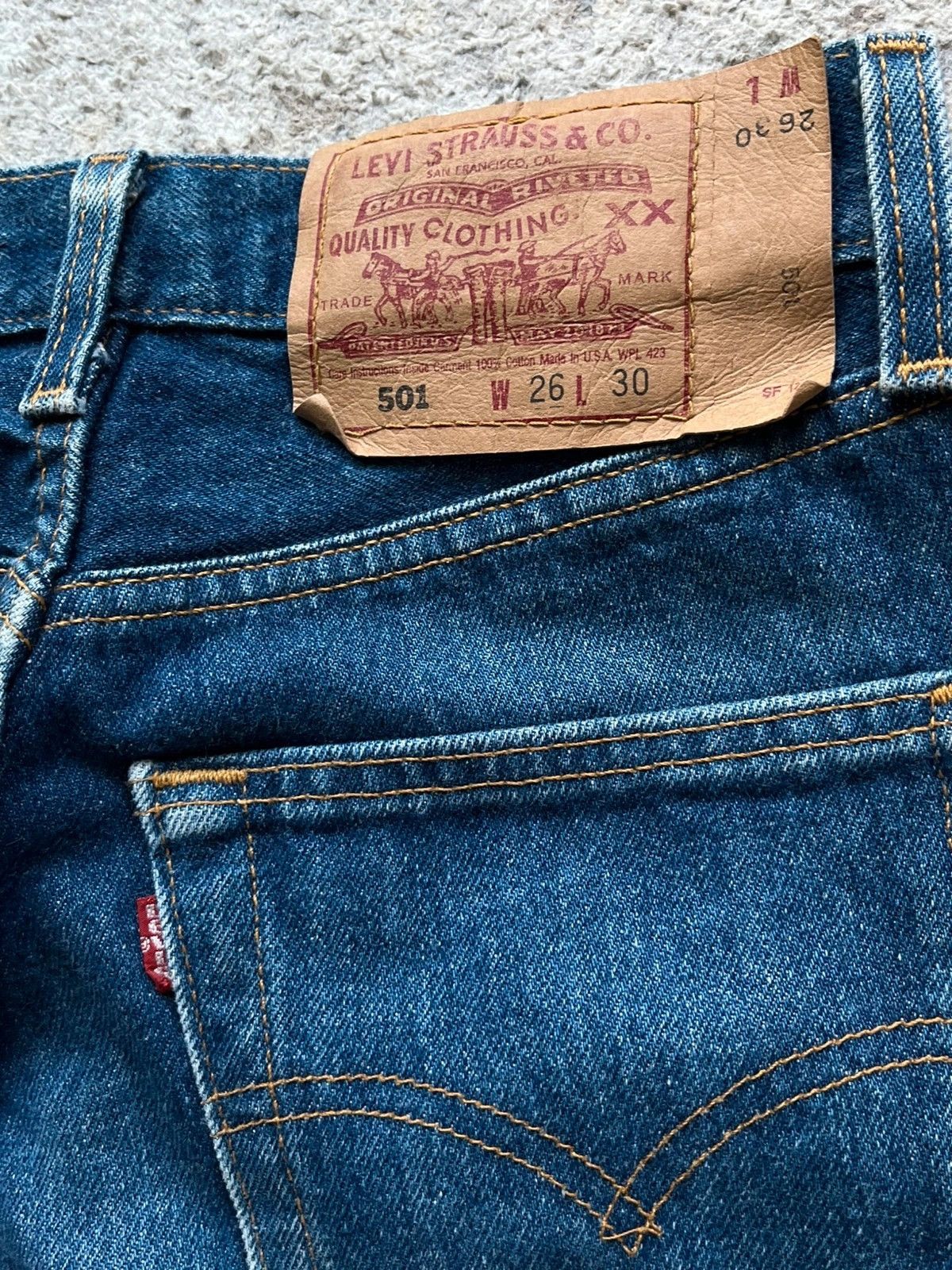 Levi's Levi’s Made in USA Vintage 1996 Sz W 26 L 30 Rare Size 26" / US 2 / IT 38 - 9 Thumbnail