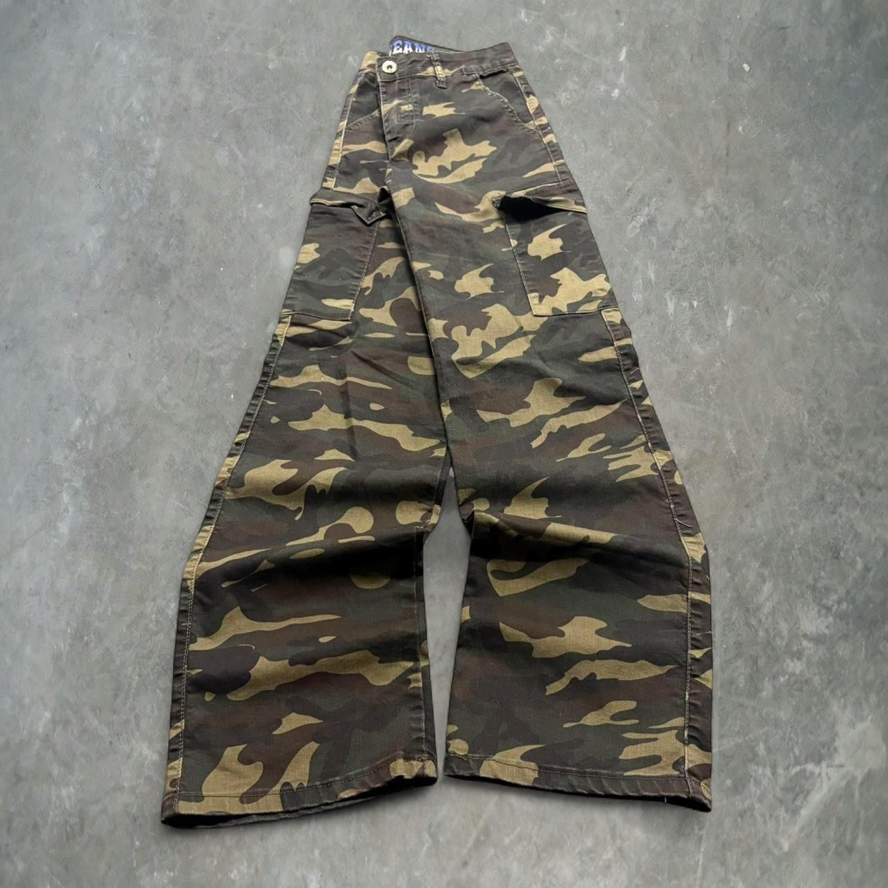 JNCO × Streetwear × Vintage Crazy vintage y2k MACGEAR baggy camo