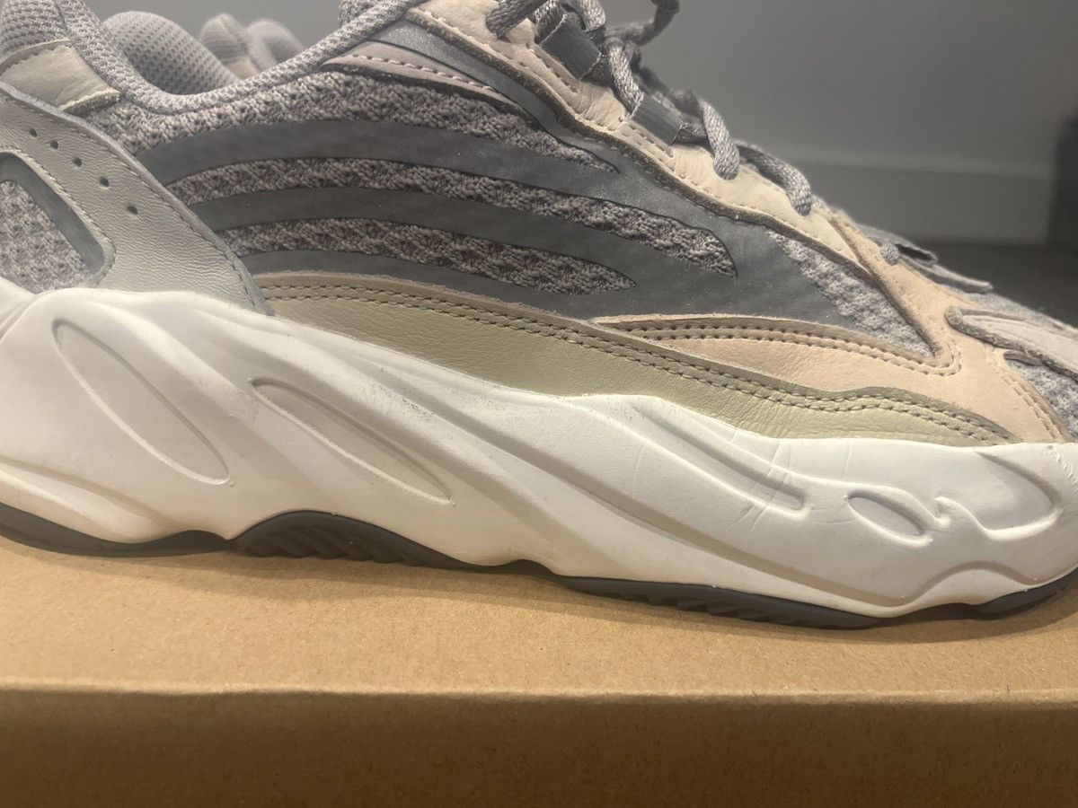Adidas × Yeezy Yeezy Boost 700 V2 Size US 8.5 / EU 41-42 - 7 Thumbnail