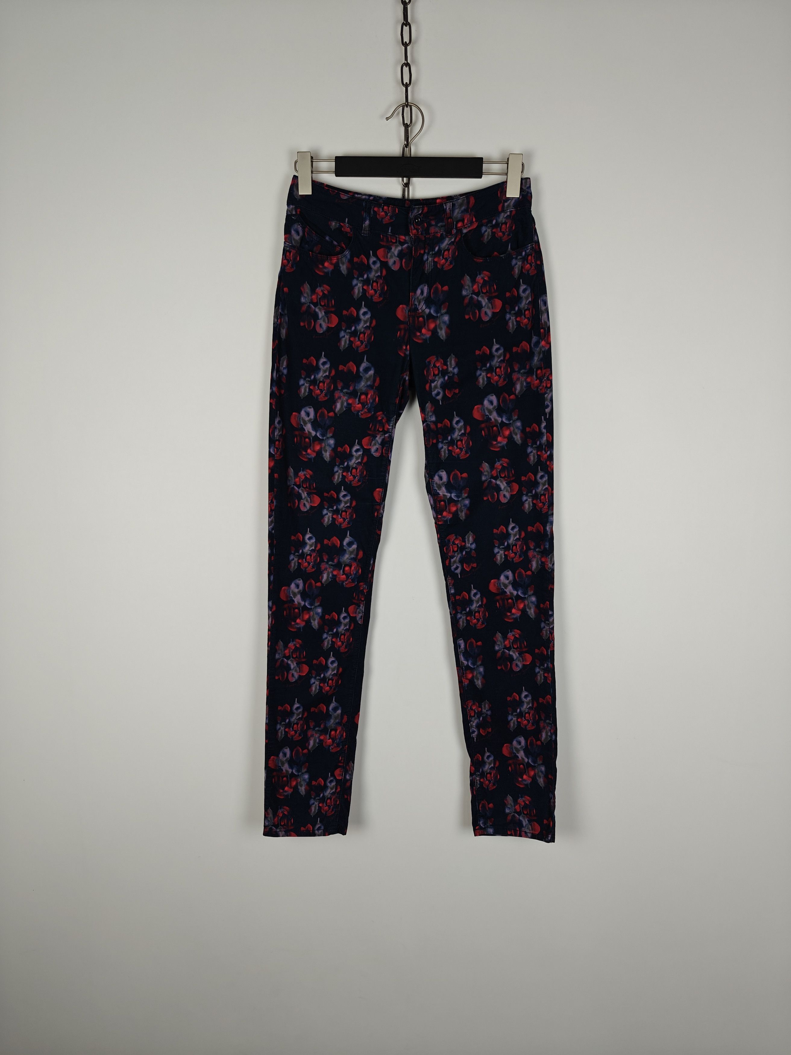 Armani Armani Jeans Corduroy Pants size 28x34 Size 28" / US 6 / IT 42 - 1 Thumbnail