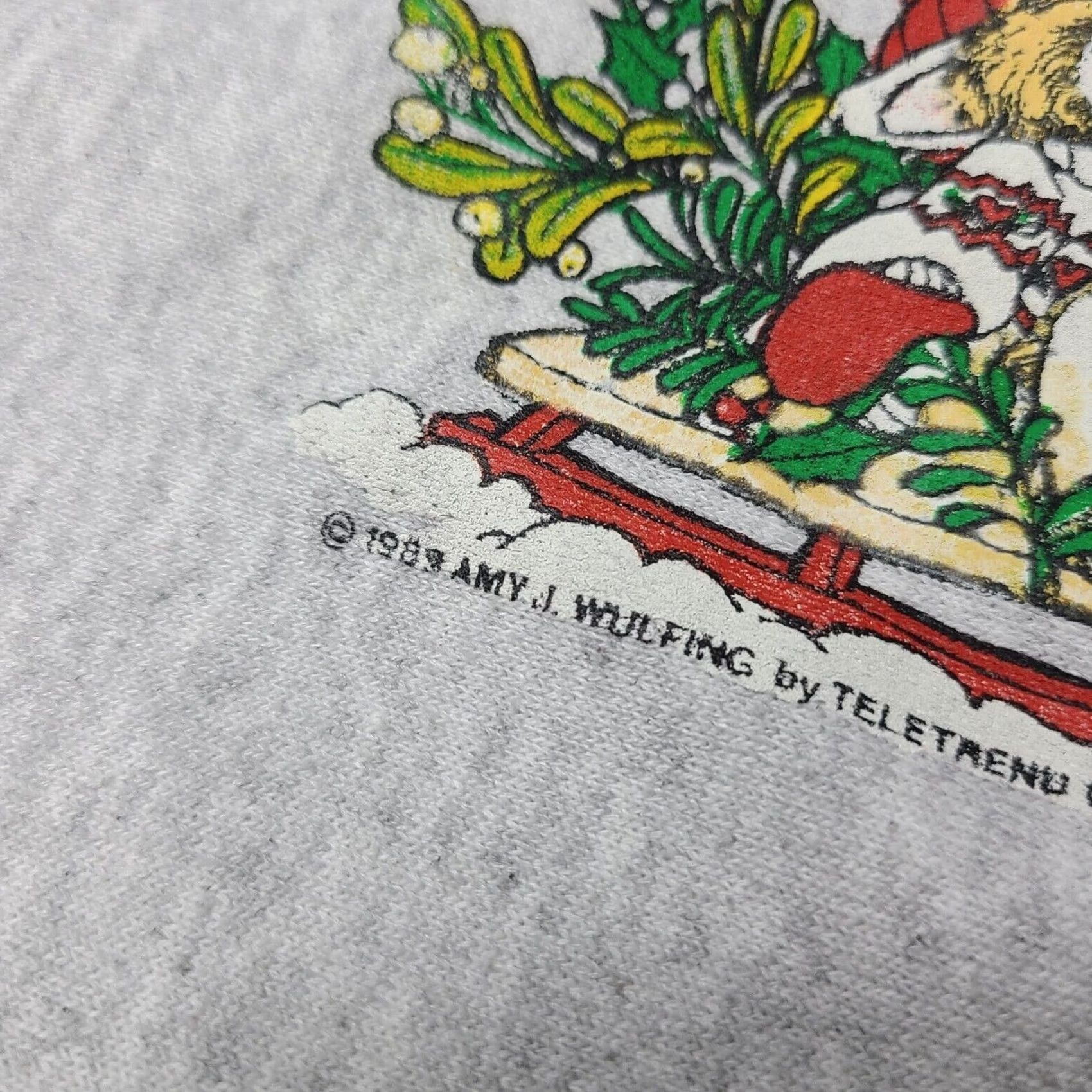 Lee VINTAGE Christmas Mistletoe Mouse Artist Amy Wulfing Sweatshirt Large 90's Mens Long Sleeve Gray Basic Sweatshirt Size US L / EU 52-54 / 3 - 4 Thumbnail