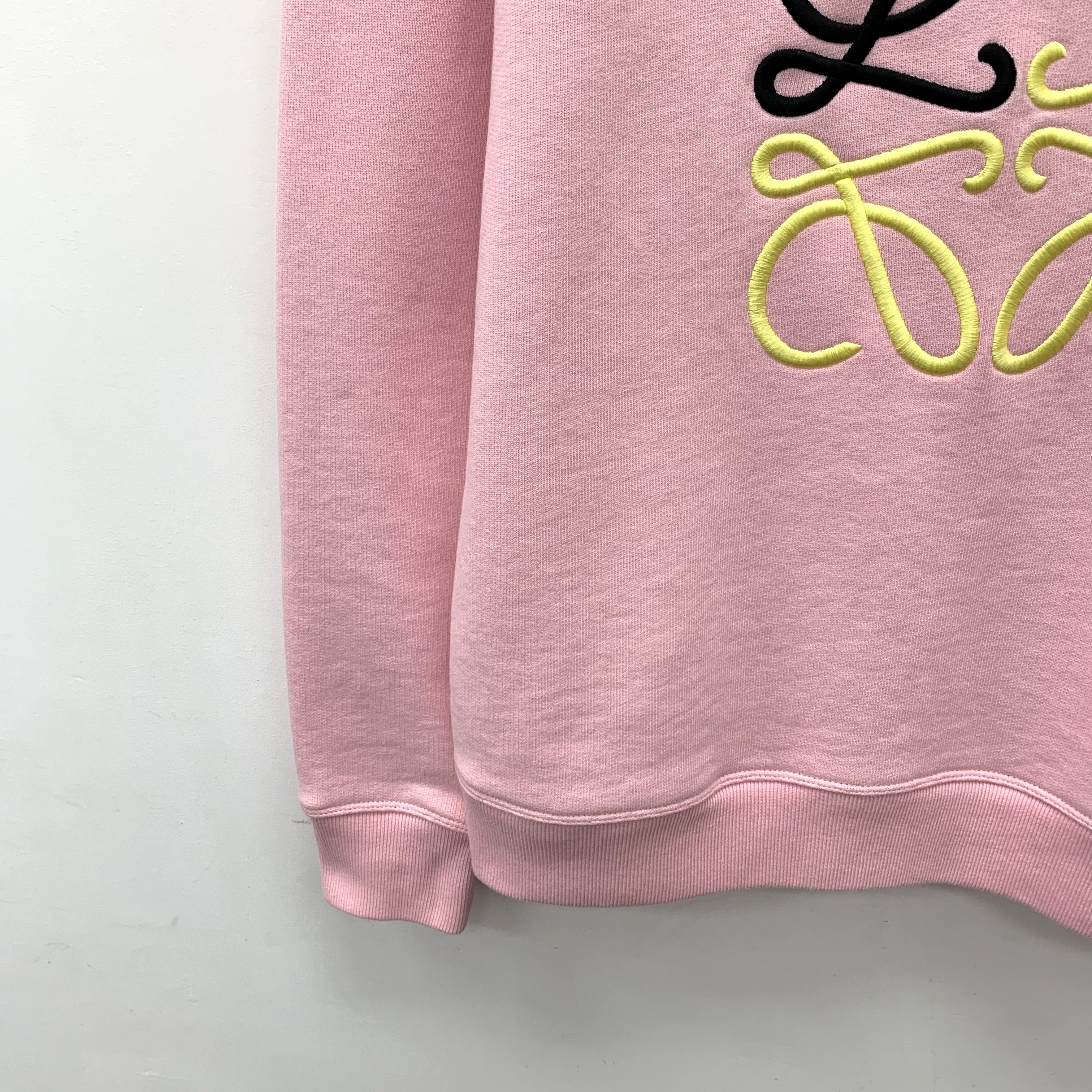 Loewe A级 H29262 罗意威 Loewe 粉色logo刺绣圆领卫衣 S码 95新轻微污渍 Size S / US 4 / IT 40 - 4 Thumbnail