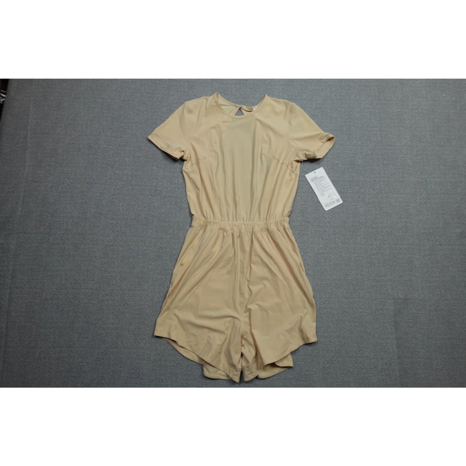 Lululemon Lululemon Lightweight High-Neck Romper Womens 4 Beige Short Sleeve Open Back NWT Size 27" / US 4 / IT 40 - 3 Thumbnail