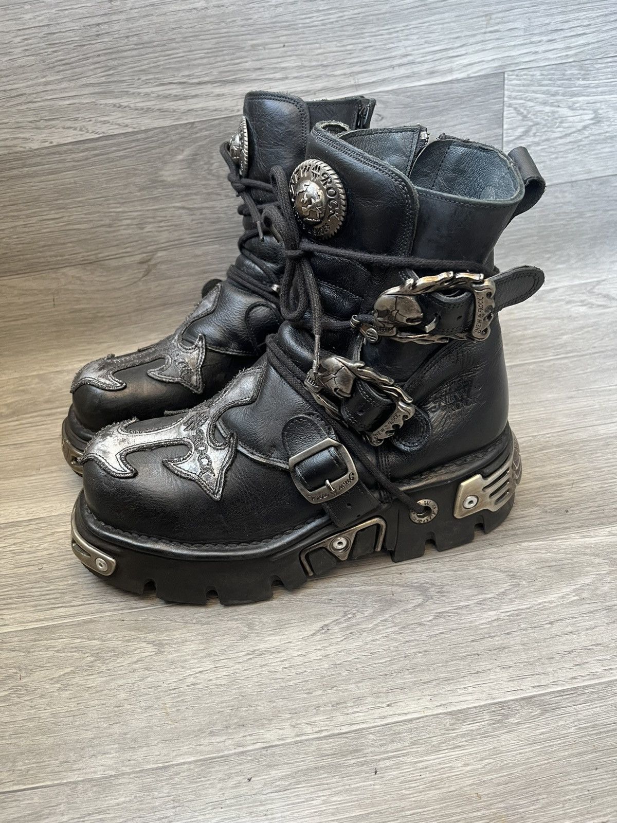 New Rock New rock reactor gothic boots sz 40 Size US 7 / EU 40 - 4 Thumbnail