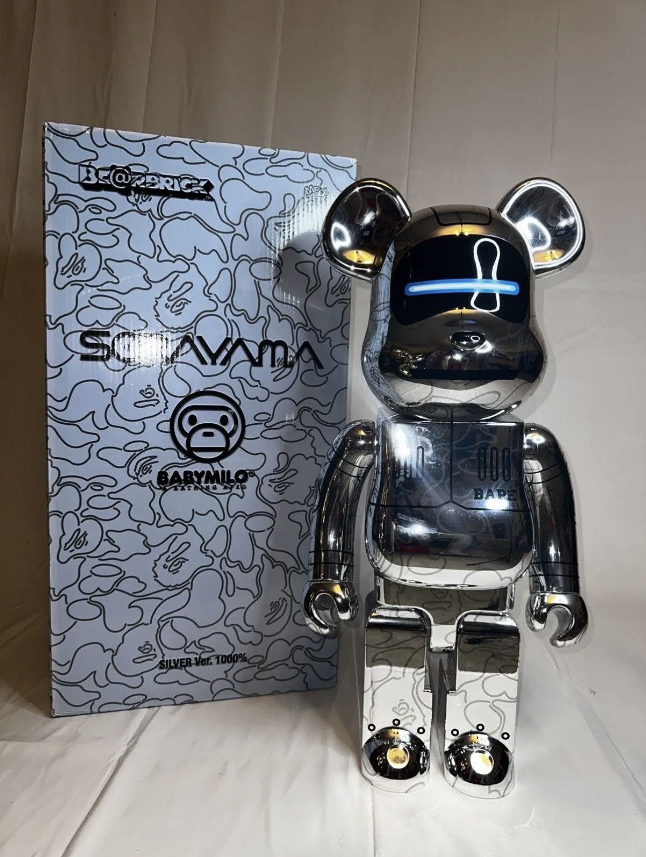 Bearbrick x BAPE x Hajime Sorayama Camo Shark 1000% Silver