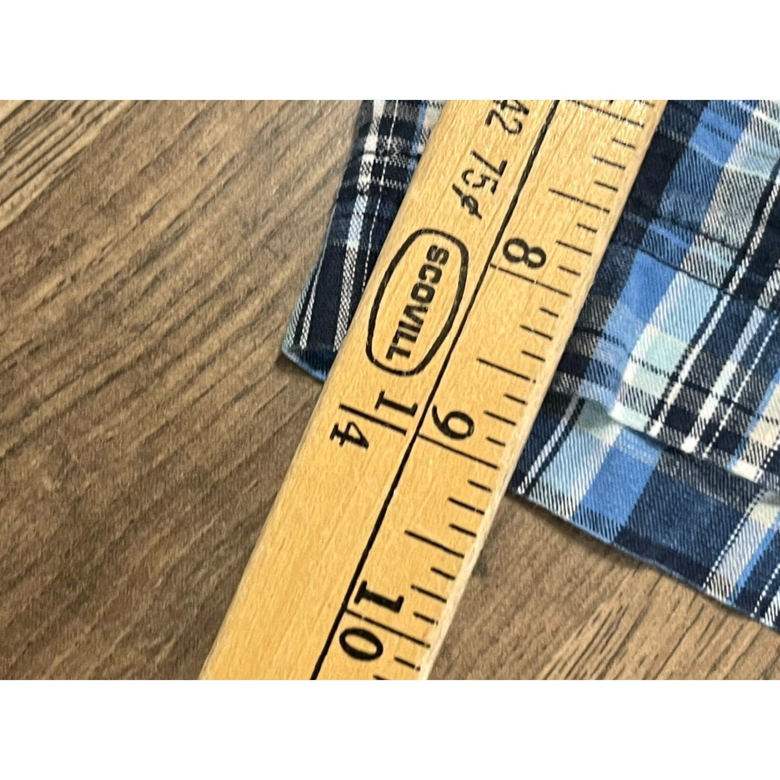 Vintage Columbia Shorts, Women's Size 9, Blue White Plaid, Pockets, Button Front, Chino, Juniors, Womens Size 30" / US 8 / IT 44 - 4 Thumbnail