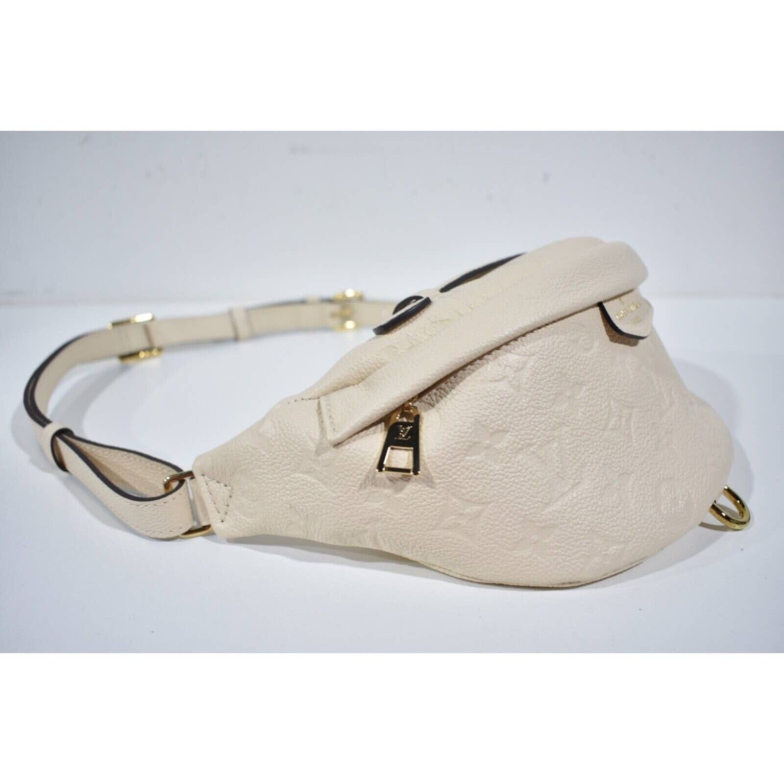 Louis Vuitton Louis Vuitton Bumbag Monogram Crossbody Fanny Pack Bag Size ONE SIZE - 3 Thumbnail