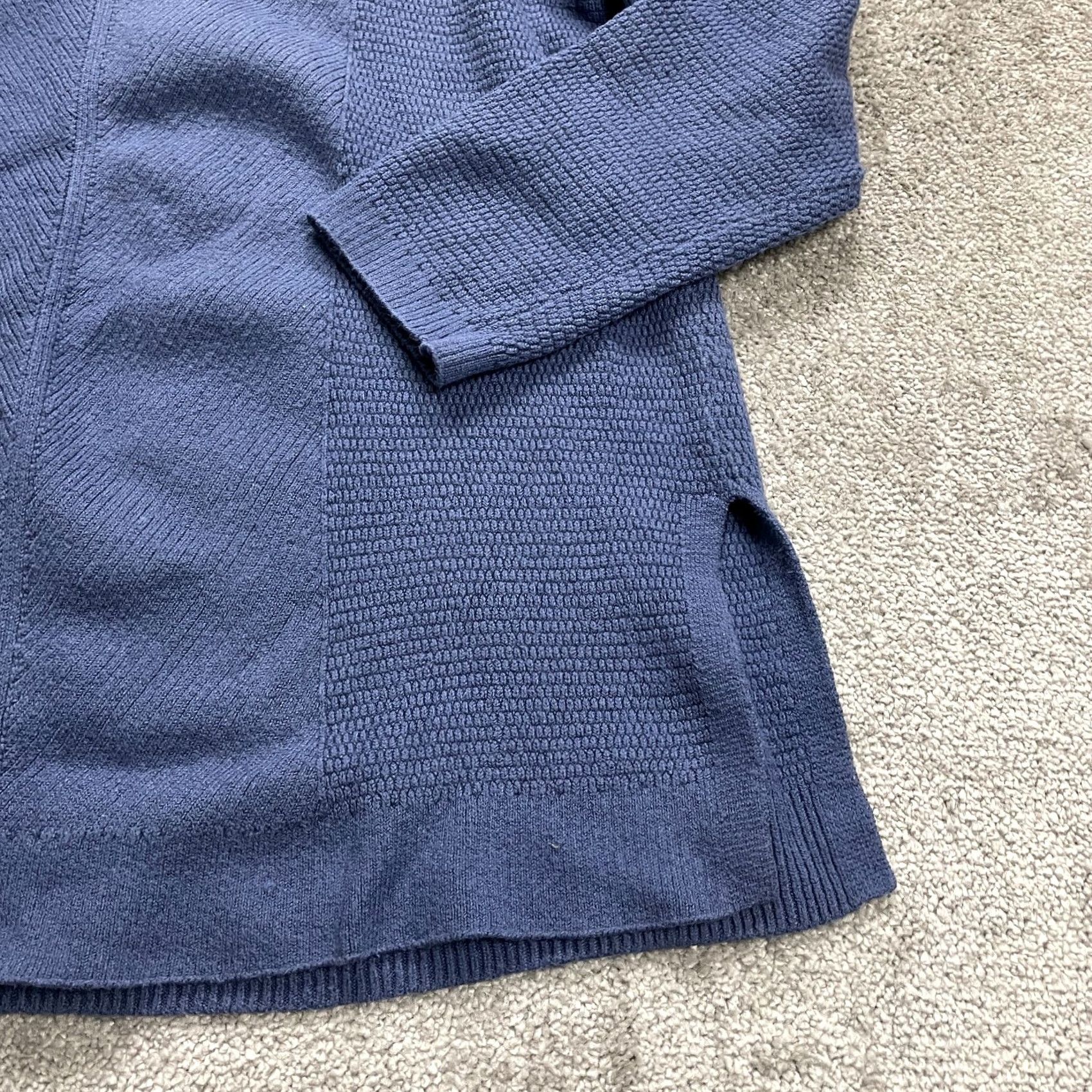 J. Jill J.Jill Pullover Sweater Womens M Blue V-neck Relaxed Soft Stretch Casual Size M / US 6-8 / IT 42-44 - 3 Thumbnail