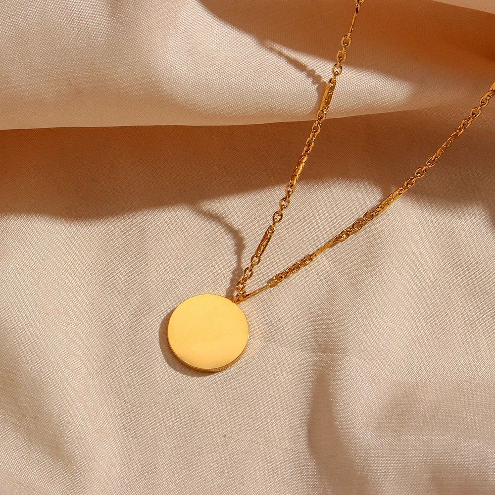 Jewelry × Vintage Cute Enamel Green Coin Flower Design Pendant Necklace Size ONE SIZE - 3 Thumbnail
