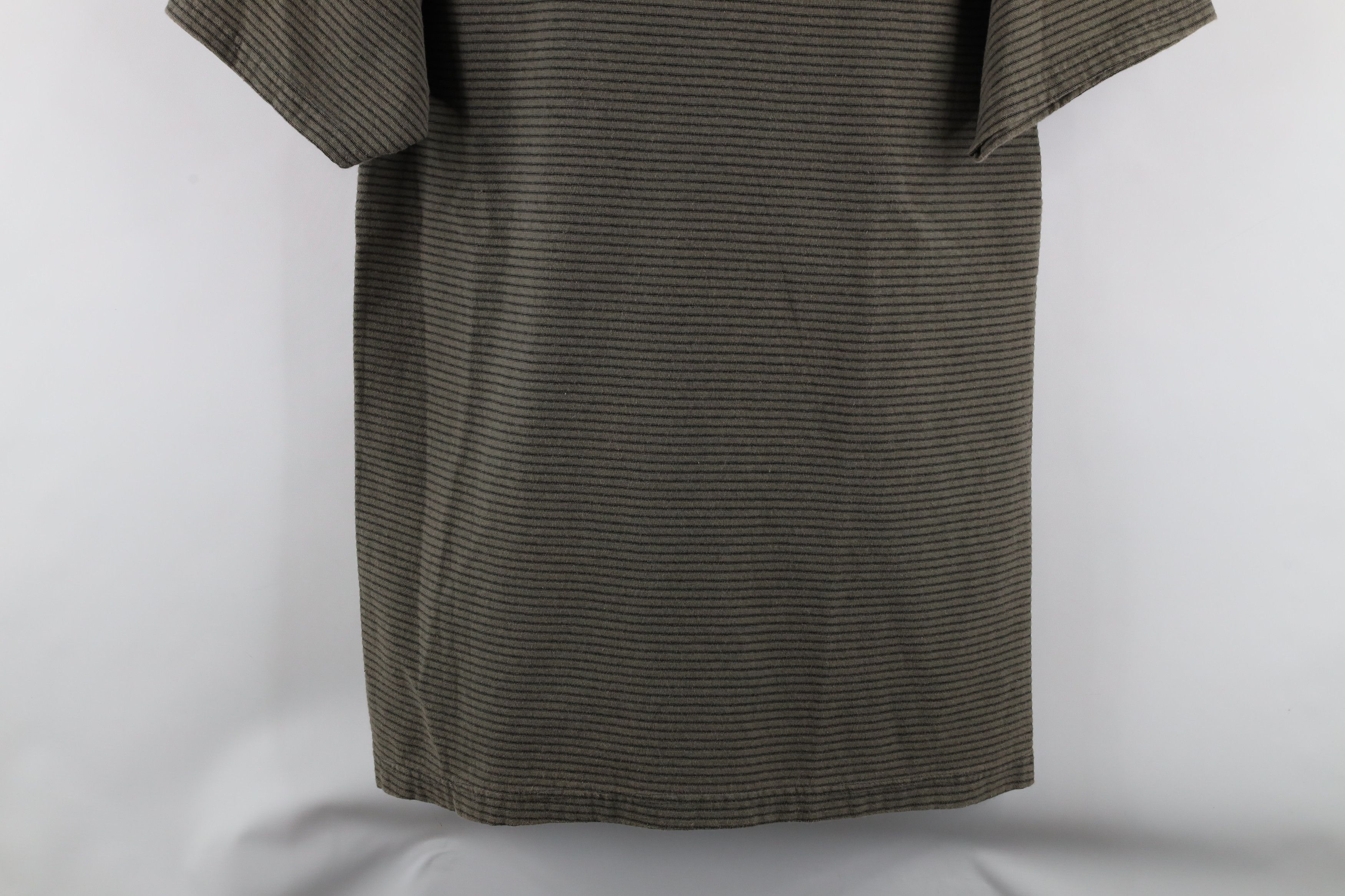Vintage Vintage 90s Streetwear Short Sleeve T-Shirt Cotton USA Size US L / EU 52-54 / 3 - 3 Thumbnail