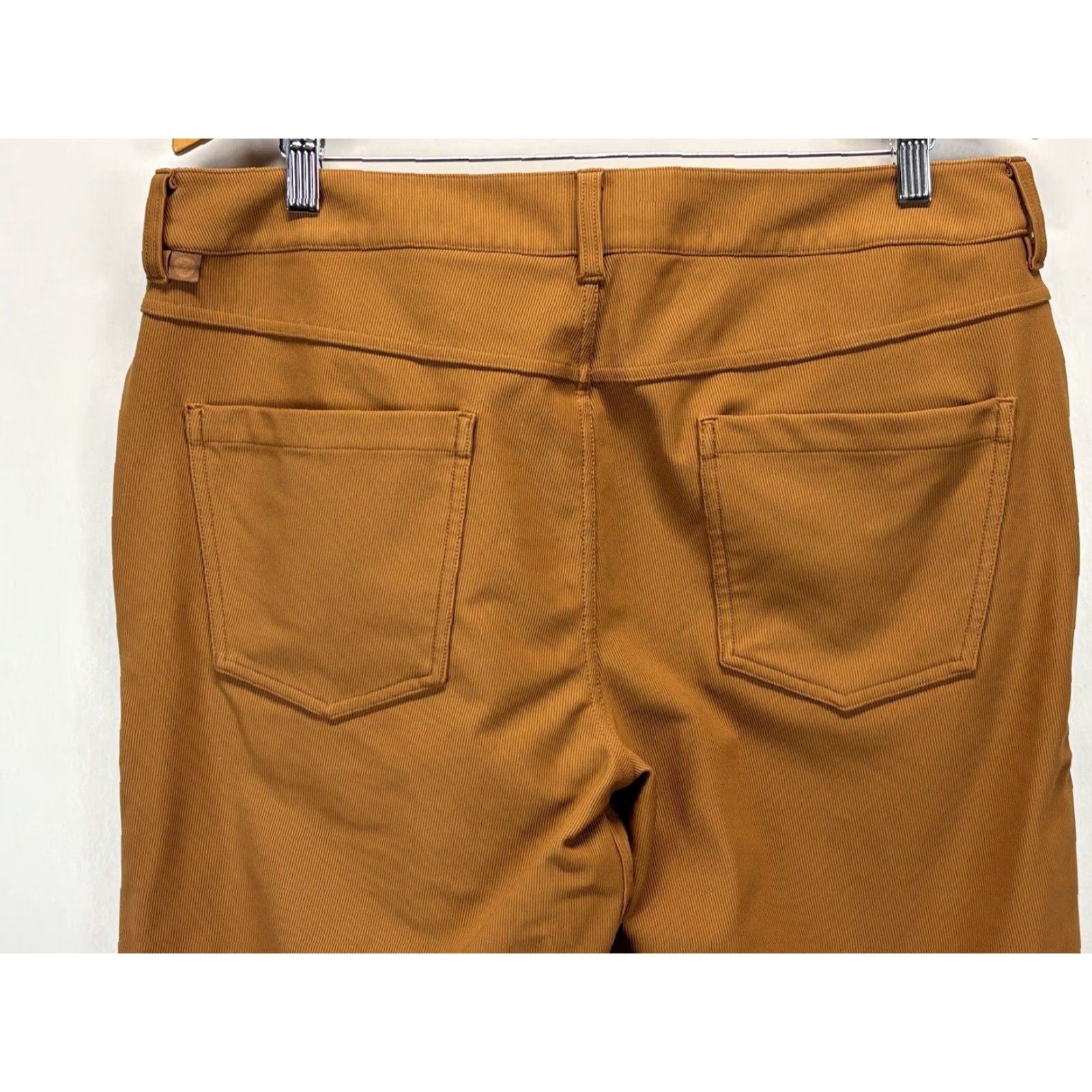 Lululemon Lululemon Mens Relaxed Fit Cropped Chino Pants Orange Size 36x26.5 Golf Size US 36 / EU 52 - 4 Thumbnail