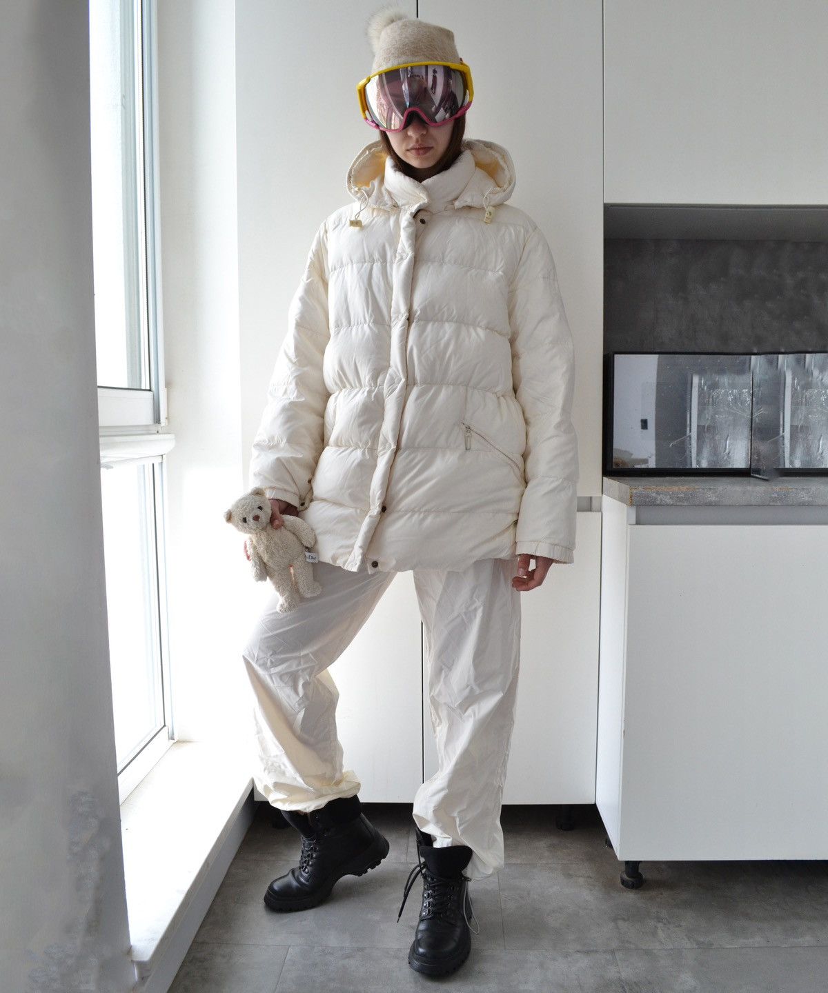 Moncler MONCLER Down Jacket Coat Hooded Vintage Milky 90s Size M / US 6-8 / IT 42-44 - 2 Thumbnail
