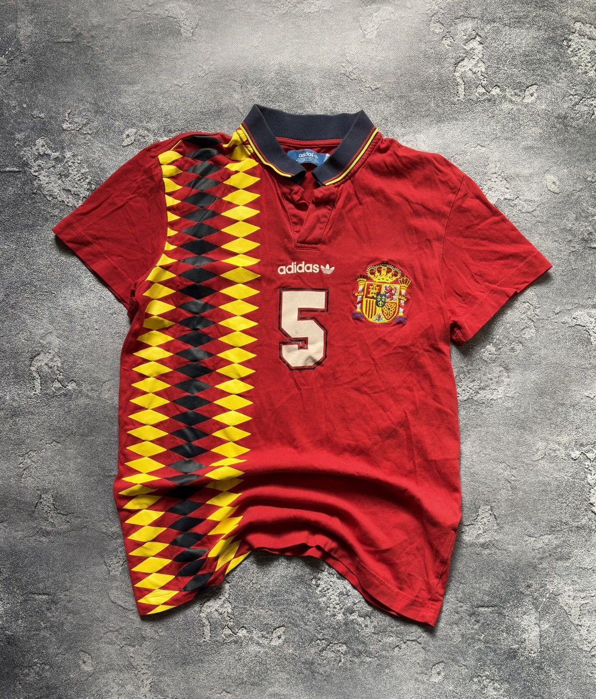 Adidas Vintage Adidas Spain Y2K Retro Football Soccer Jersey Rare Size US XS / EU 42 / 0 - 1 Thumbnail