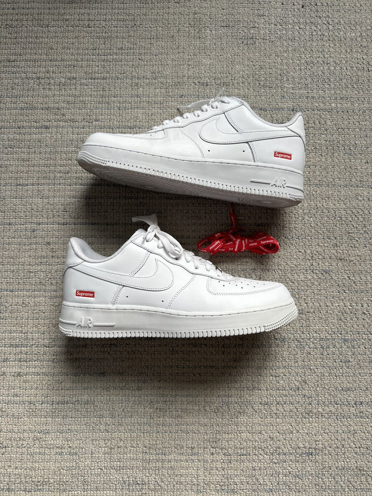 Nike × Supreme Nike x Supreme Air Force One 11 US Size US 11 / EU 44 - 1 Thumbnail