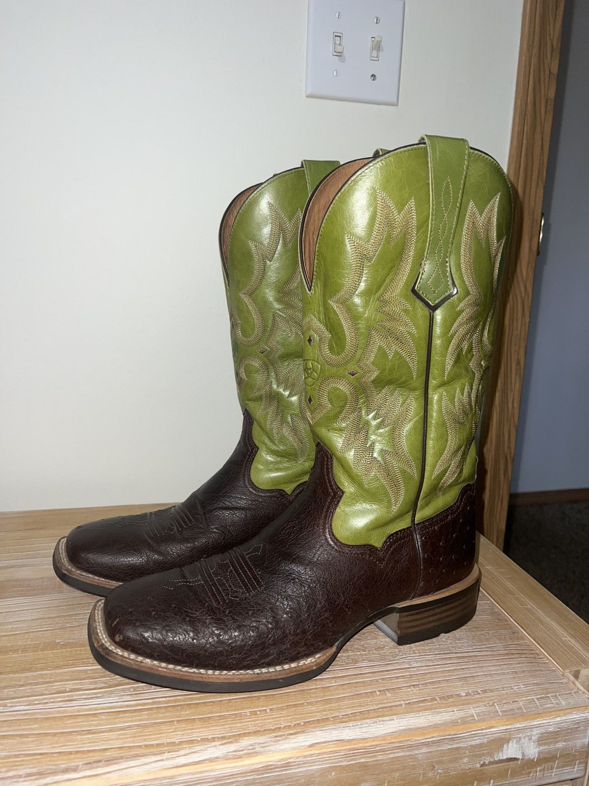 Ariat Mens Ariat Boots Size US 10 / EU 43 - 8 Thumbnail
