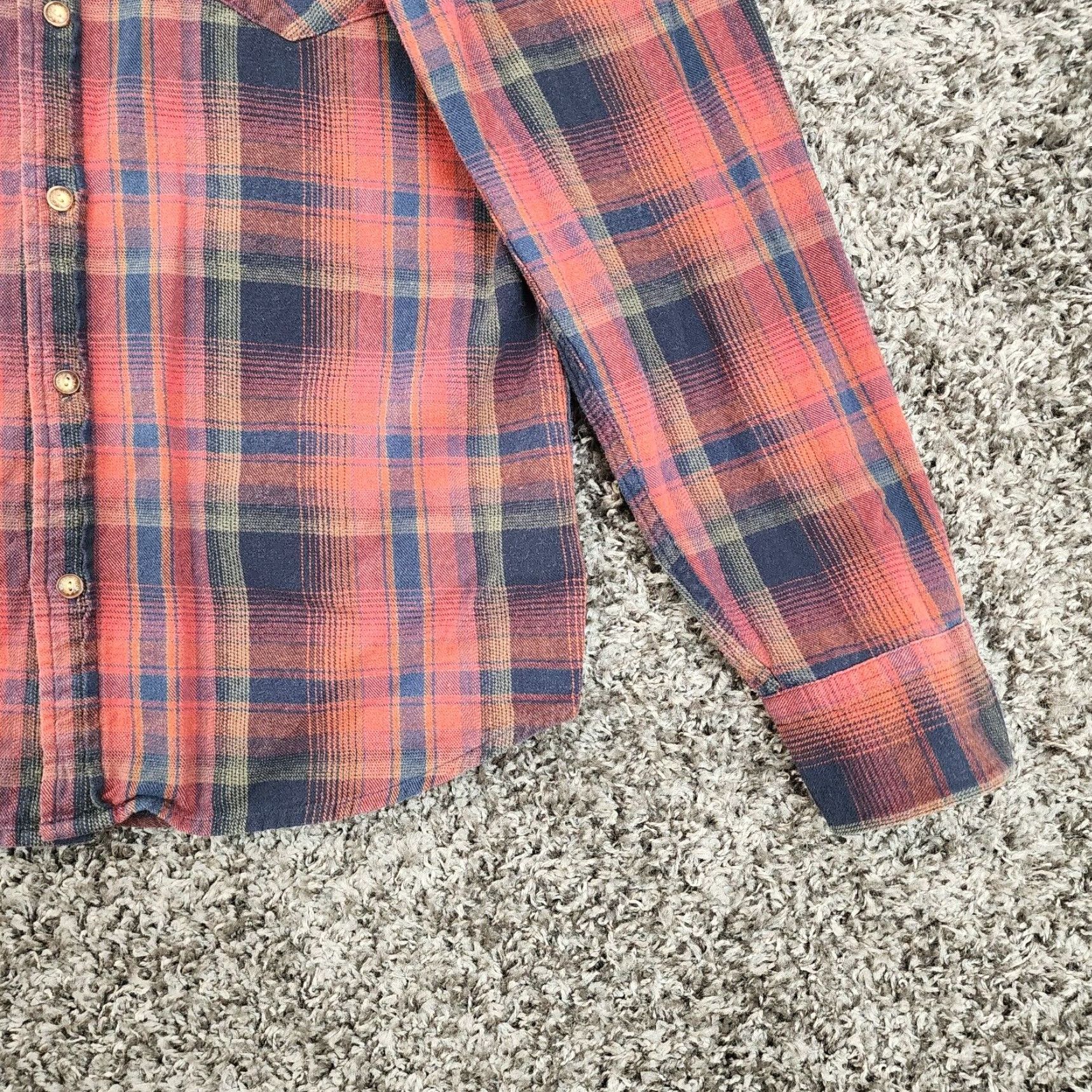 Levi's Levis Mens Red Plaid Flannel Shirt Long Sleeve Size Medium Size US M / EU 48-50 / 2 - 2 Thumbnail