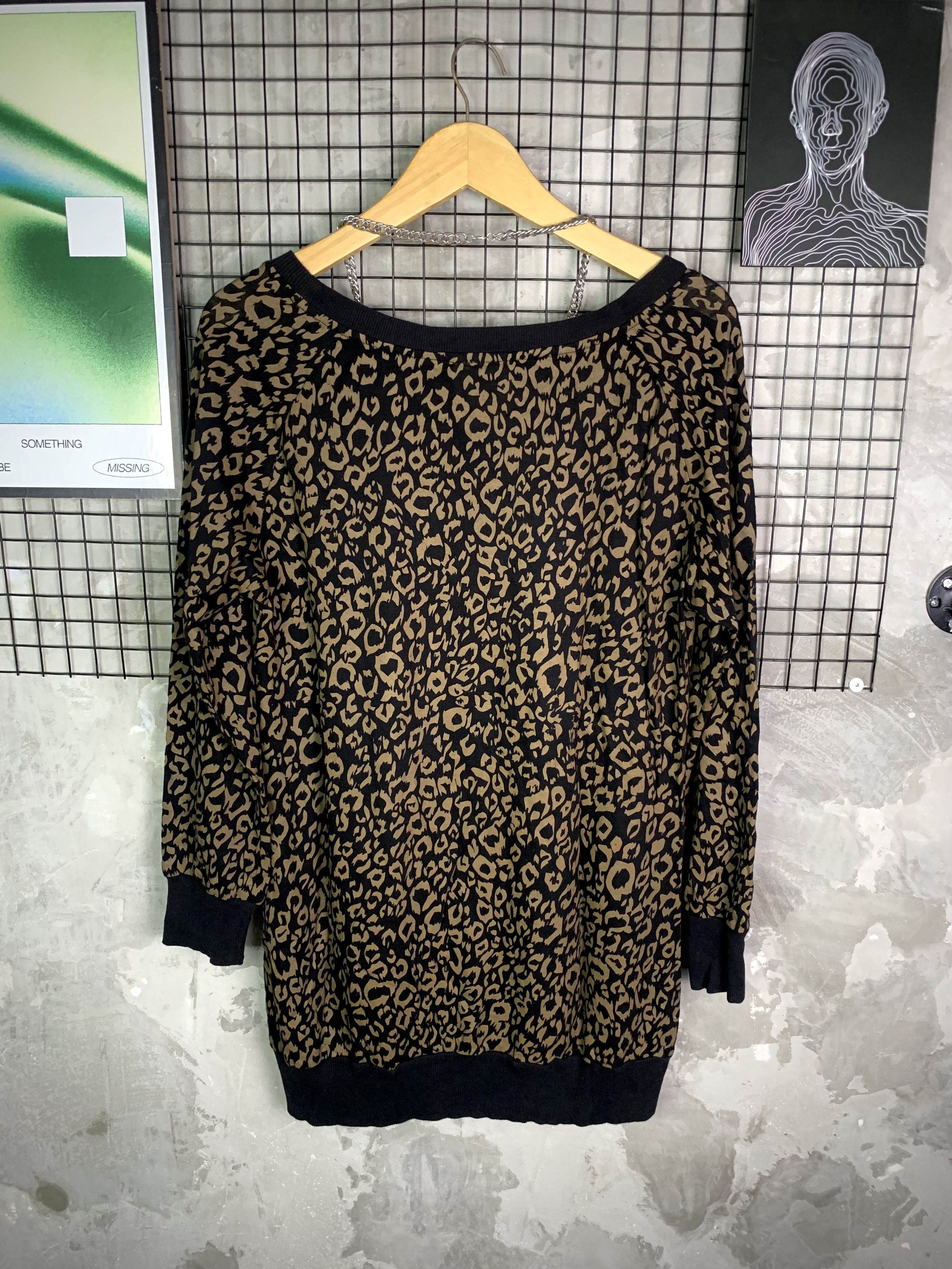 Super Lovers Y2K Supers Lovers Leopard Skull CrossBones LS Size US S / EU 44-46 / 1 - 6 Thumbnail