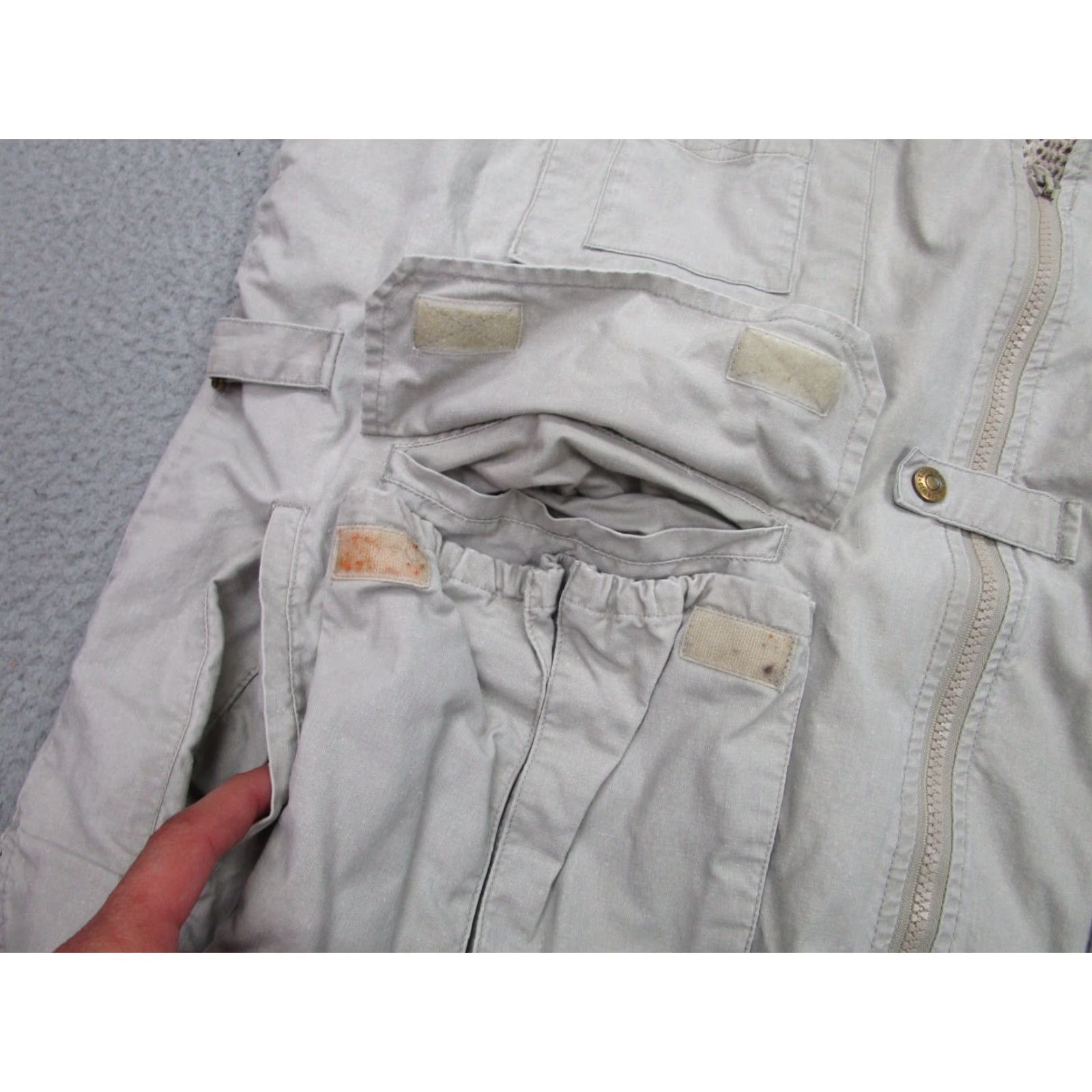 Eddie Bauer VINTAGE Eddie Bauer Vest Mens XL Cargo Outdoor Hike Hunt Camp Beige 90s Mens Size US XL / EU 56 / 4 - 5 Thumbnail