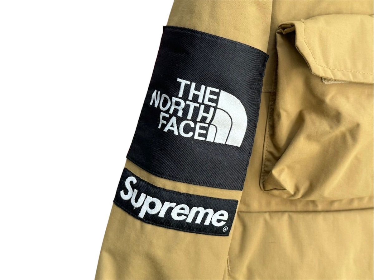Supreme × The North Face 2020 Supreme × THE NORTH FACE CARGO JACKET GOLD MEDIUM Size US M / EU 48-50 / 2 - 5 Thumbnail