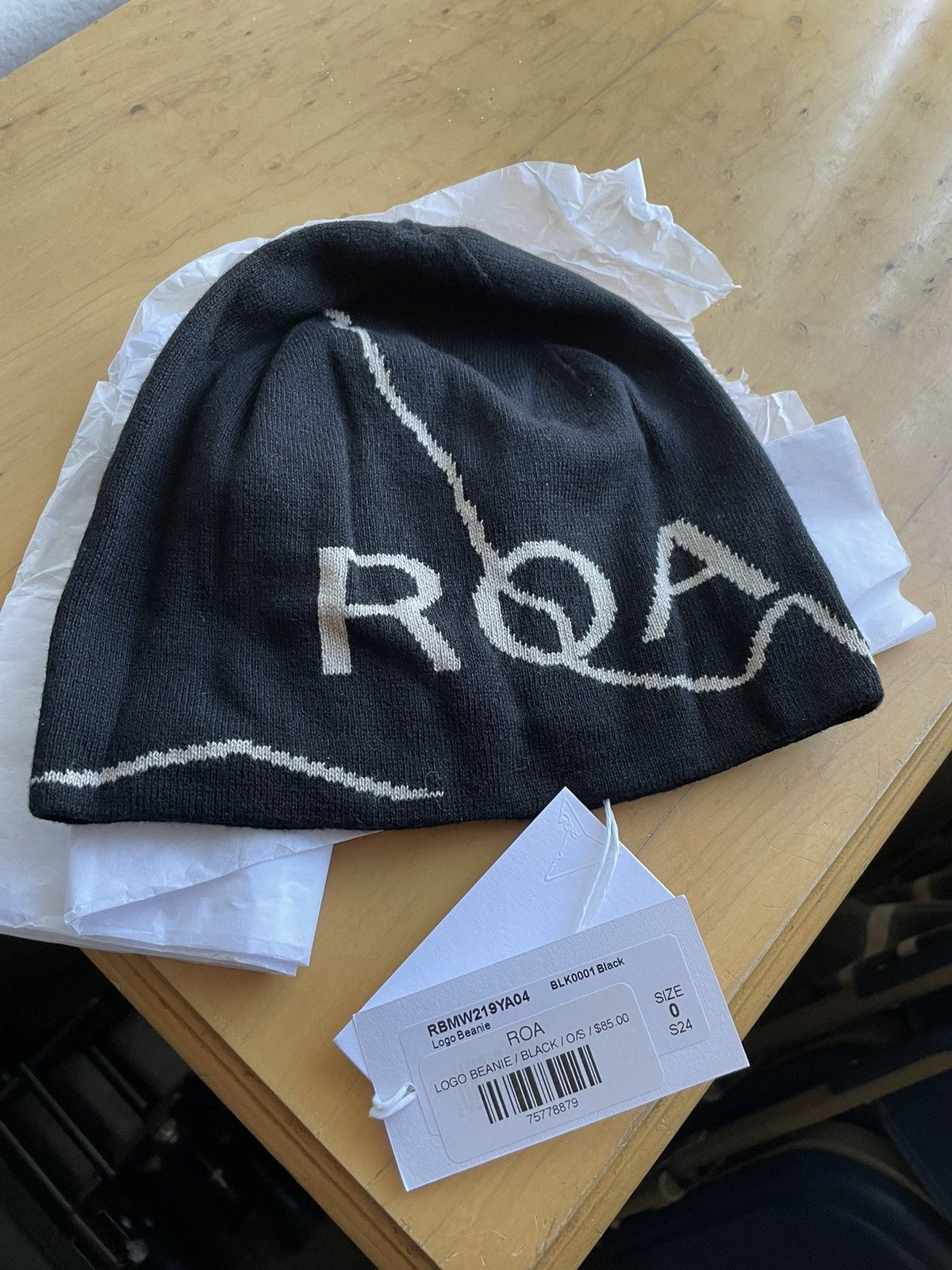 image of Roa Logo Beanie in Black, Men's