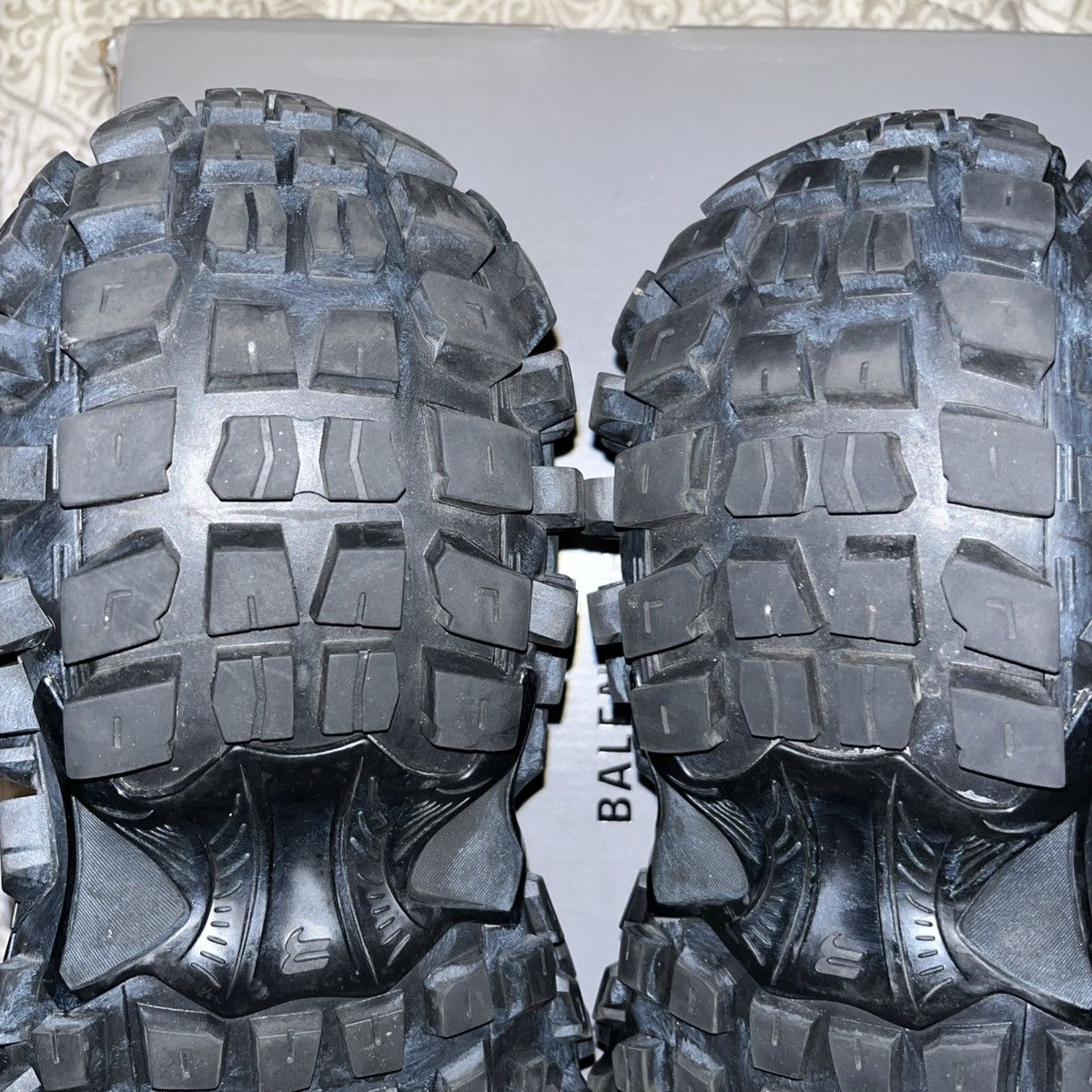 Balenciaga Balenciaga defenders size 45 Size US 12 / EU 45 - 8 Thumbnail