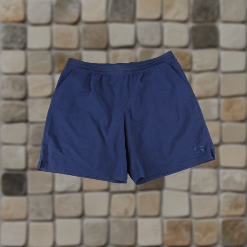 Under Armour Under Armour Shorts Womens 2XL Navy Blue Breathable Athletic Workout Colorful Logo 90s? Size 40" / US 18 - 1 Thumbnail