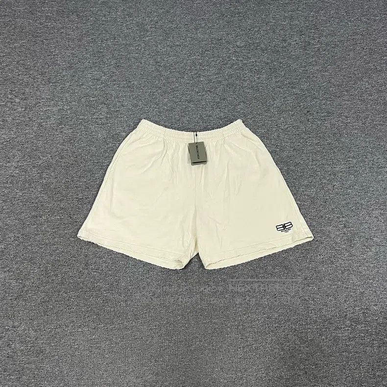 Balenciaga Balenciaga size M Double B buckle embroidered logo casual Size US 27 - 1 Thumbnail