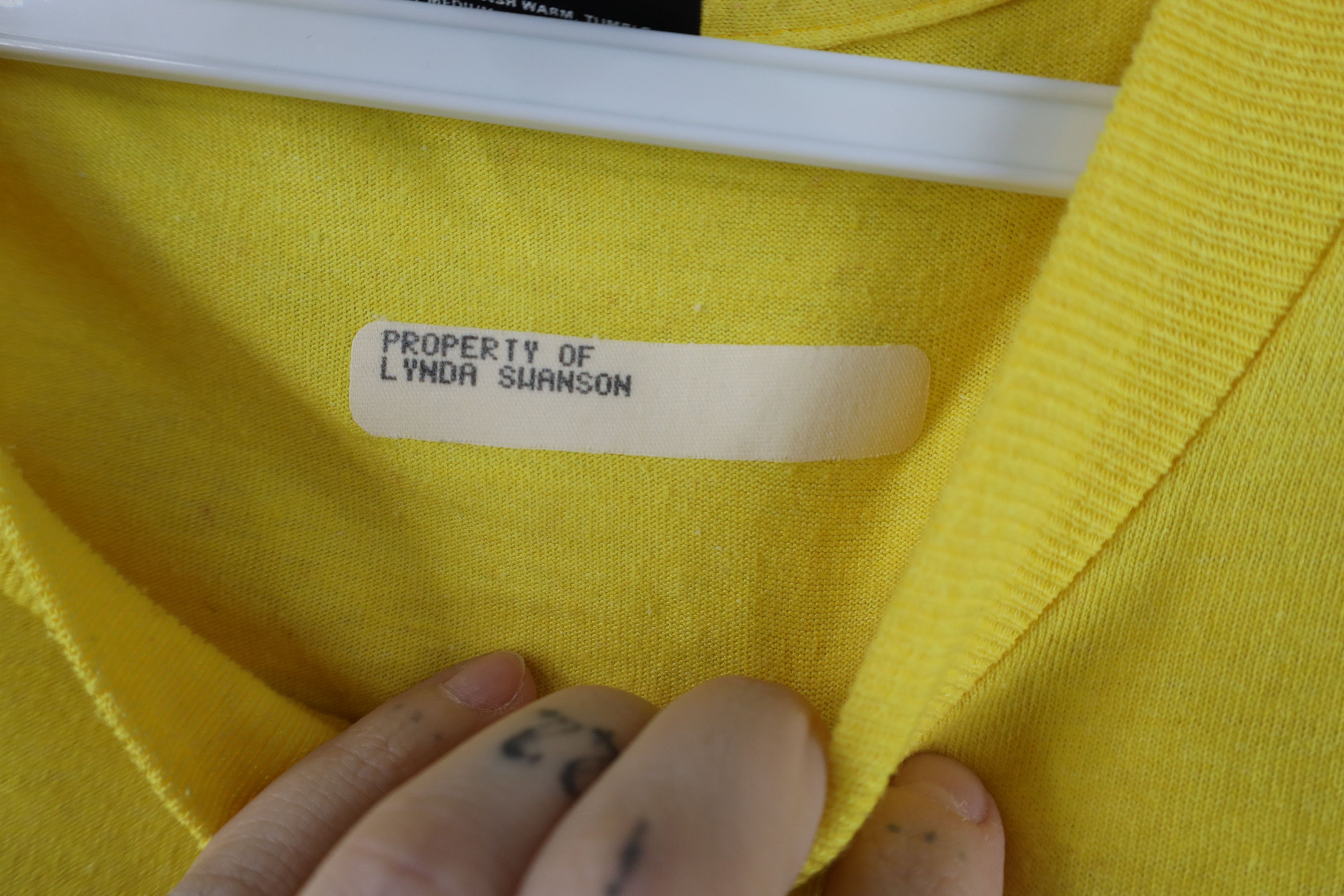Vintage Vintage 90s Scouts of America Eagle Stamp T-Shirt Yellow USA Size US XL / EU 56 / 4 - 11 Thumbnail