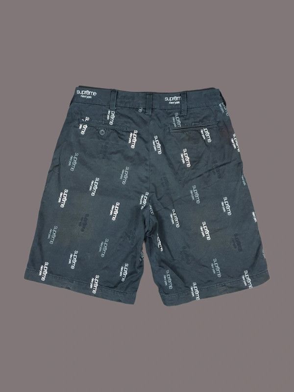 Supreme Men's Black Cotton Classic Logo Chino Shorts Size 30