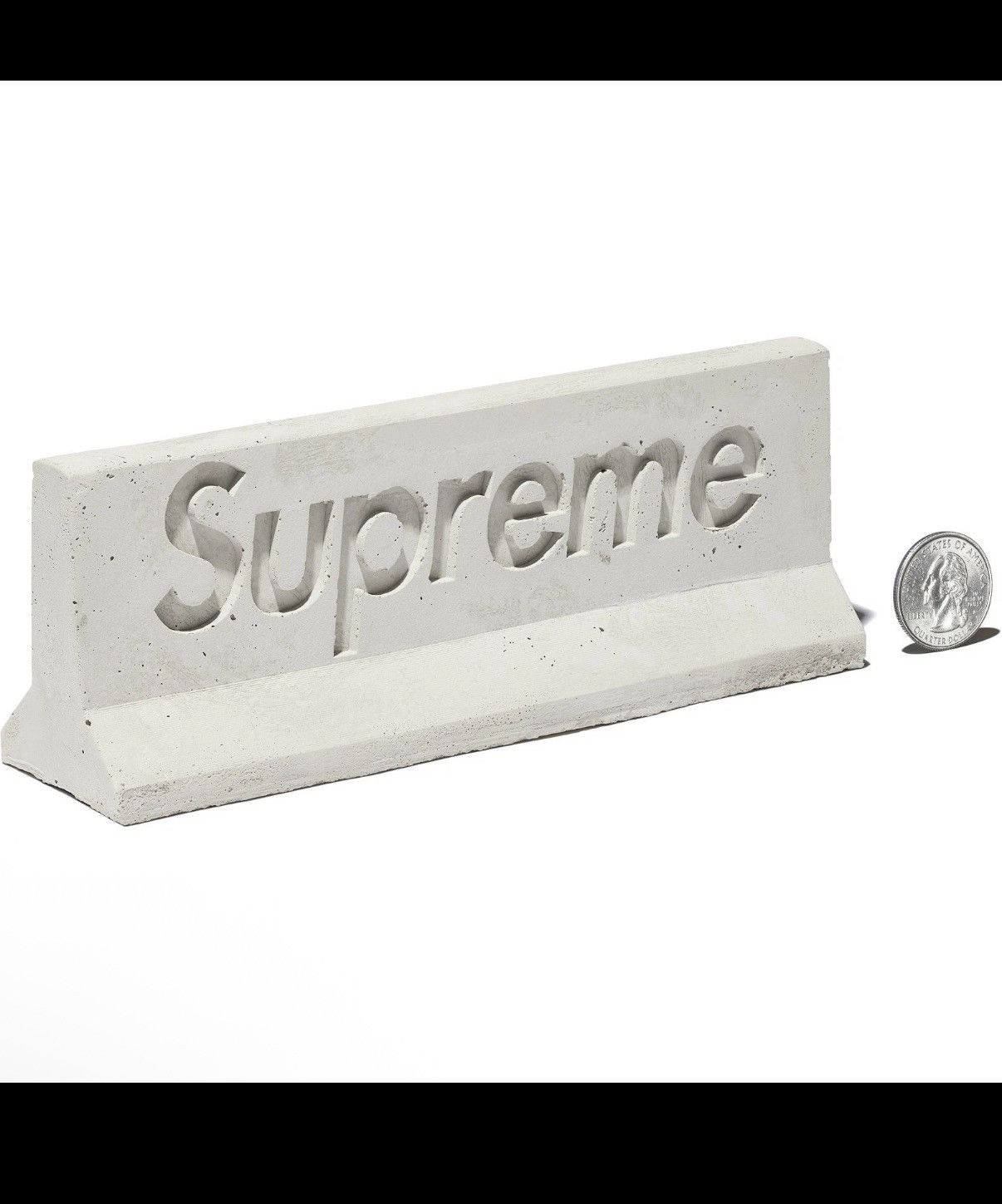 Supreme Supreme Mini Jersey Barrier 1:12 Scale Concrete Size ONE SIZE - 3 Thumbnail